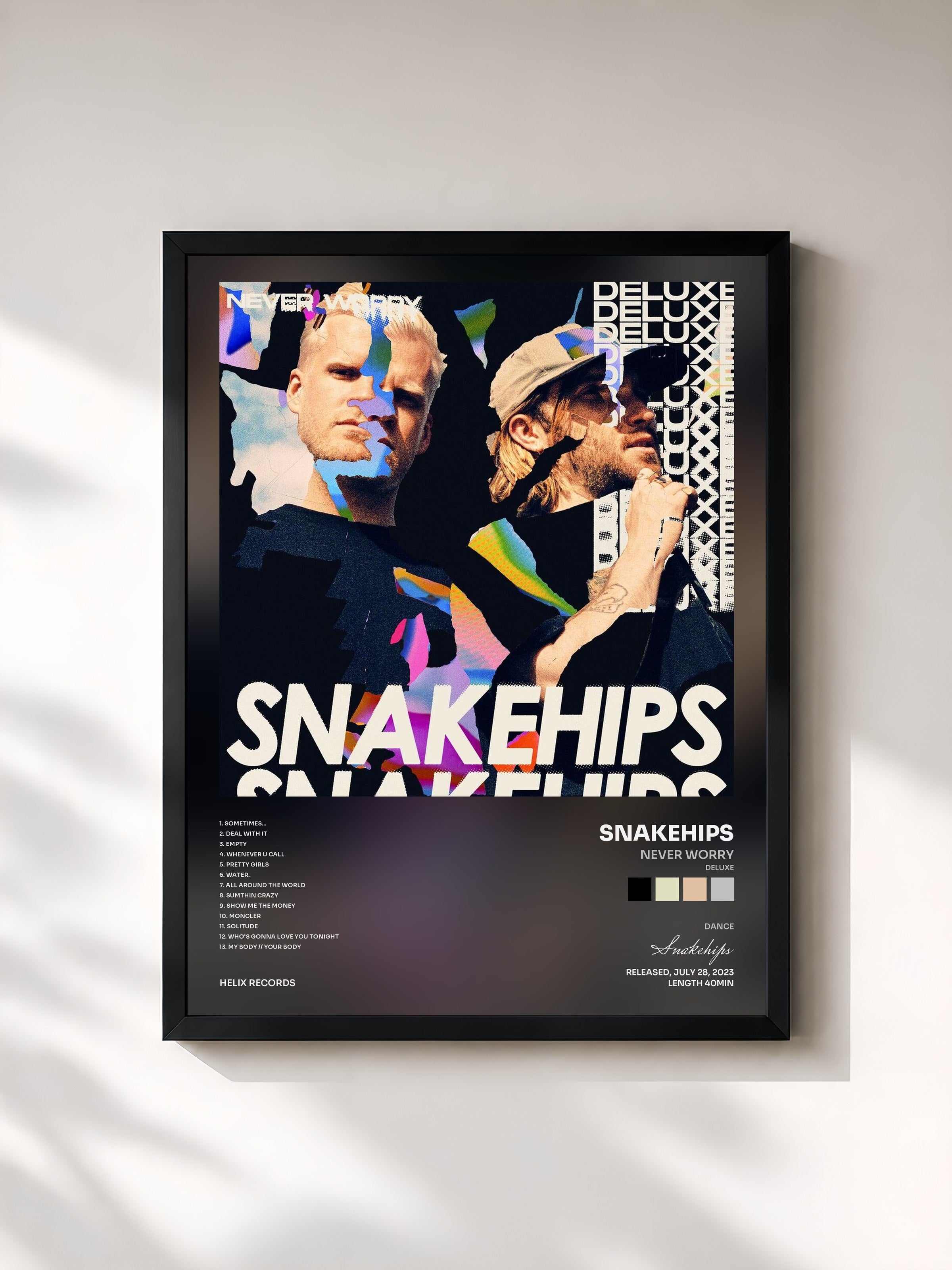 #noir Tableau de l'album never worry (deluxe) de Snakehips, cadre noir, imprimé et encadré en France
