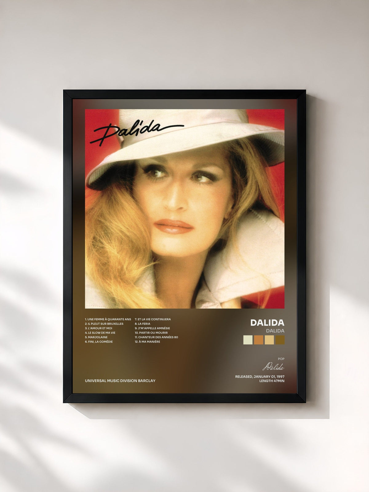 #noir Tableau de l'album Dalida de Dalida, cadre noir, imprimé et encadré en France