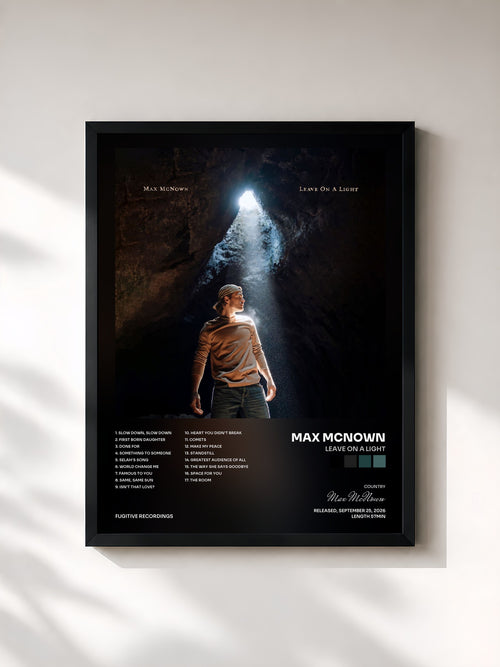 Max McNown · Leave On A Light — Affiche encadrée