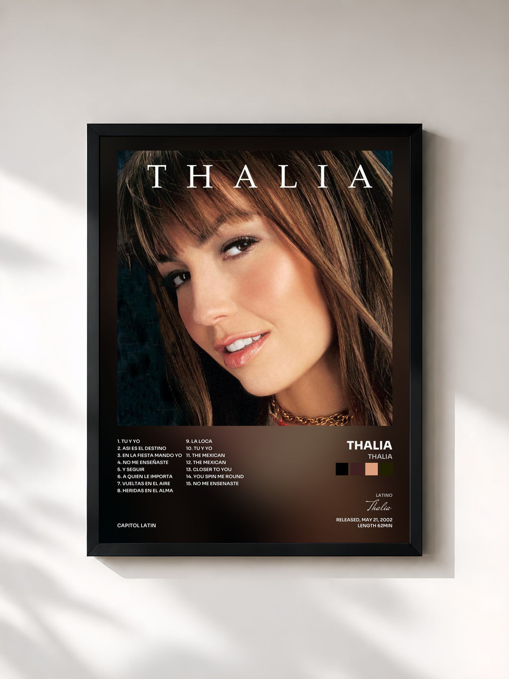 #noir Tableau de l'album Thalia de Thalia, cadre noir, imprimé et encadré en France