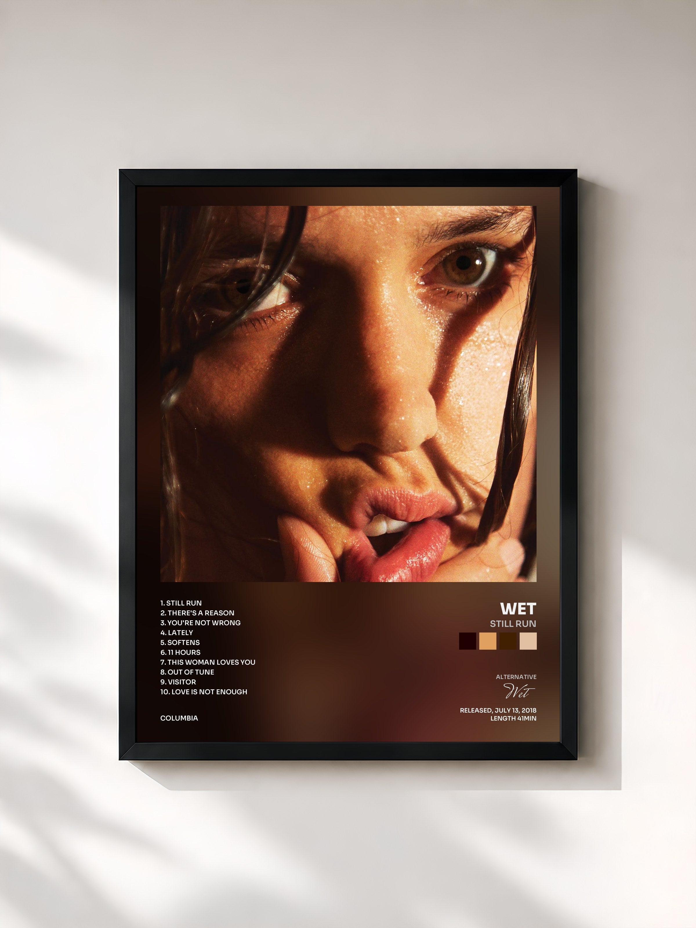 #noir Tableau de l'album Still Run de Wet, cadre noir, imprimé et encadré en France