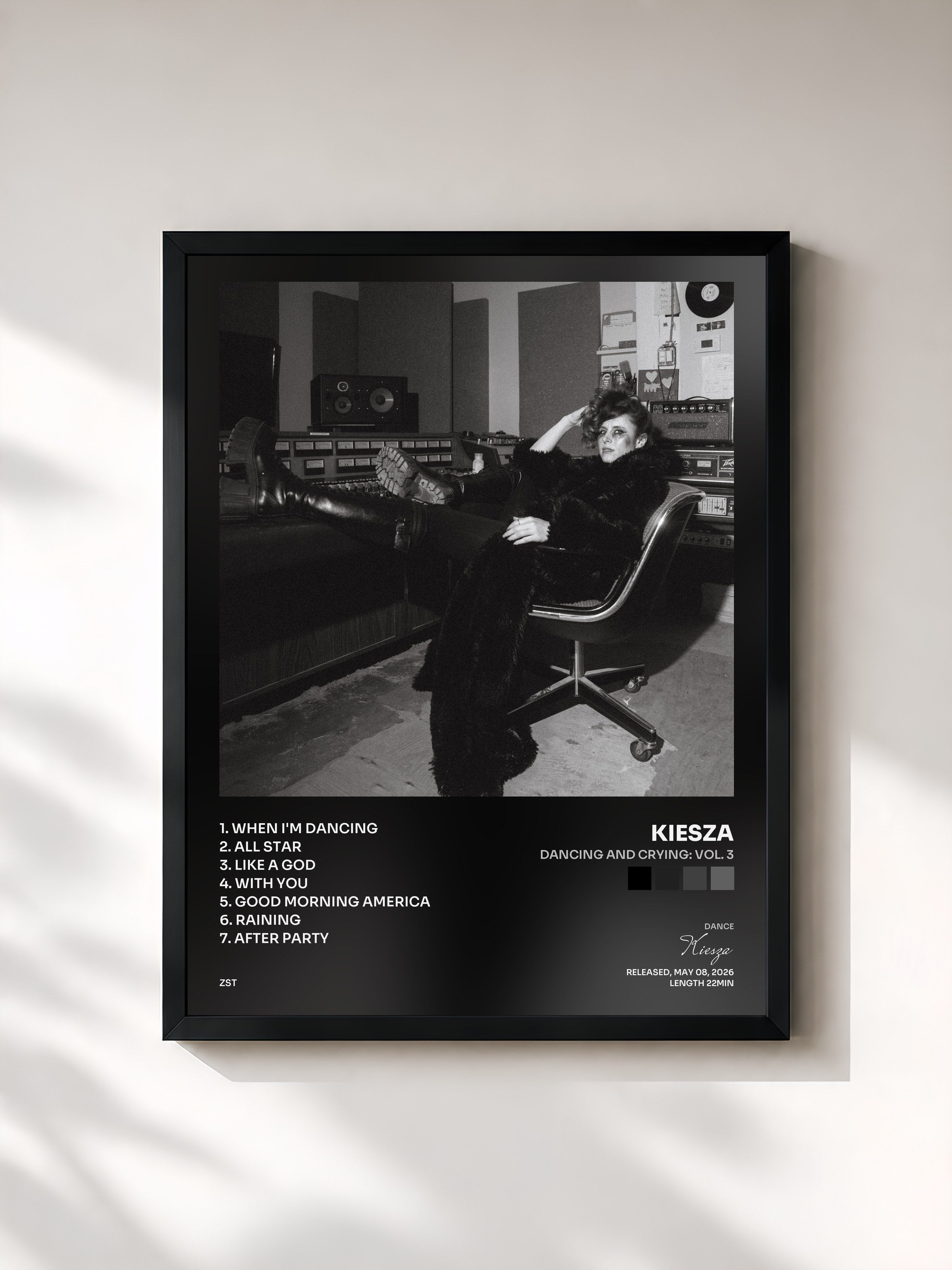 #noir Tableau de l'album Dancing and Crying: Vol. 3 de Kiesza, cadre noir, imprimé et encadré en France