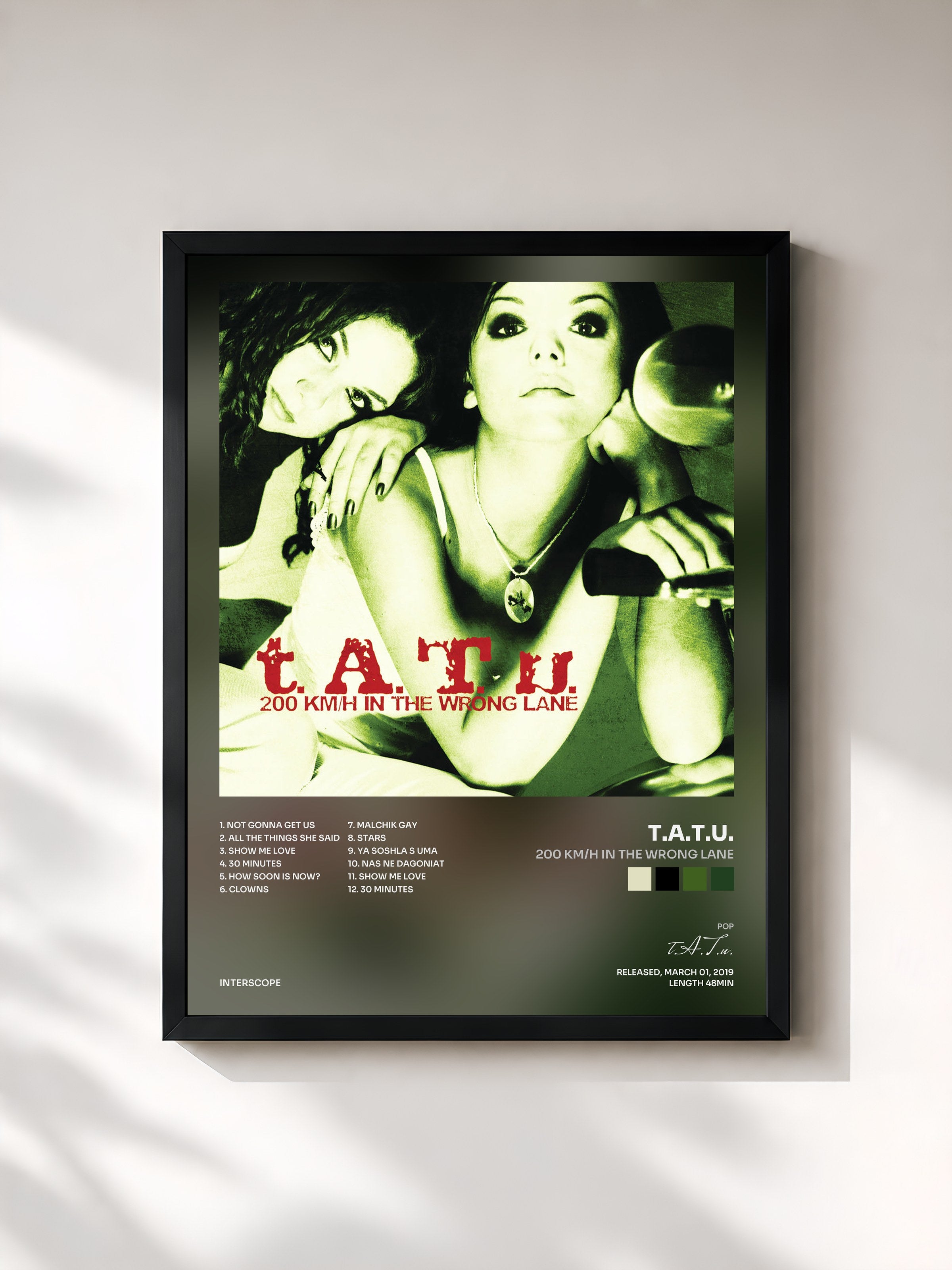 #noir Tableau de l'album 200 KM/H In The Wrong Lane de t.A.T.u., cadre noir, imprimé et encadré en France