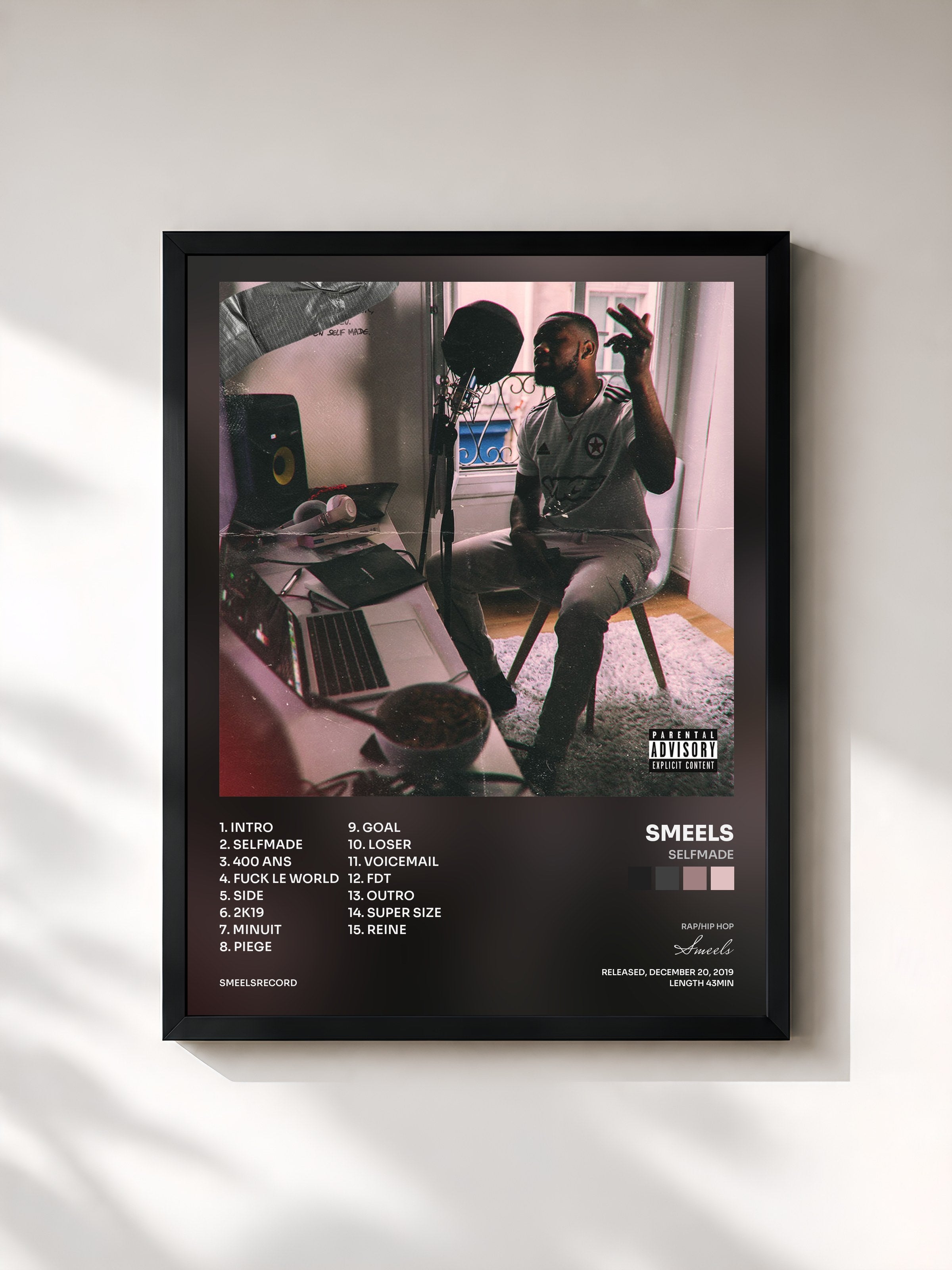 #noir Tableau de l'album Selfmade de Smeels, cadre noir, imprimé et encadré en France