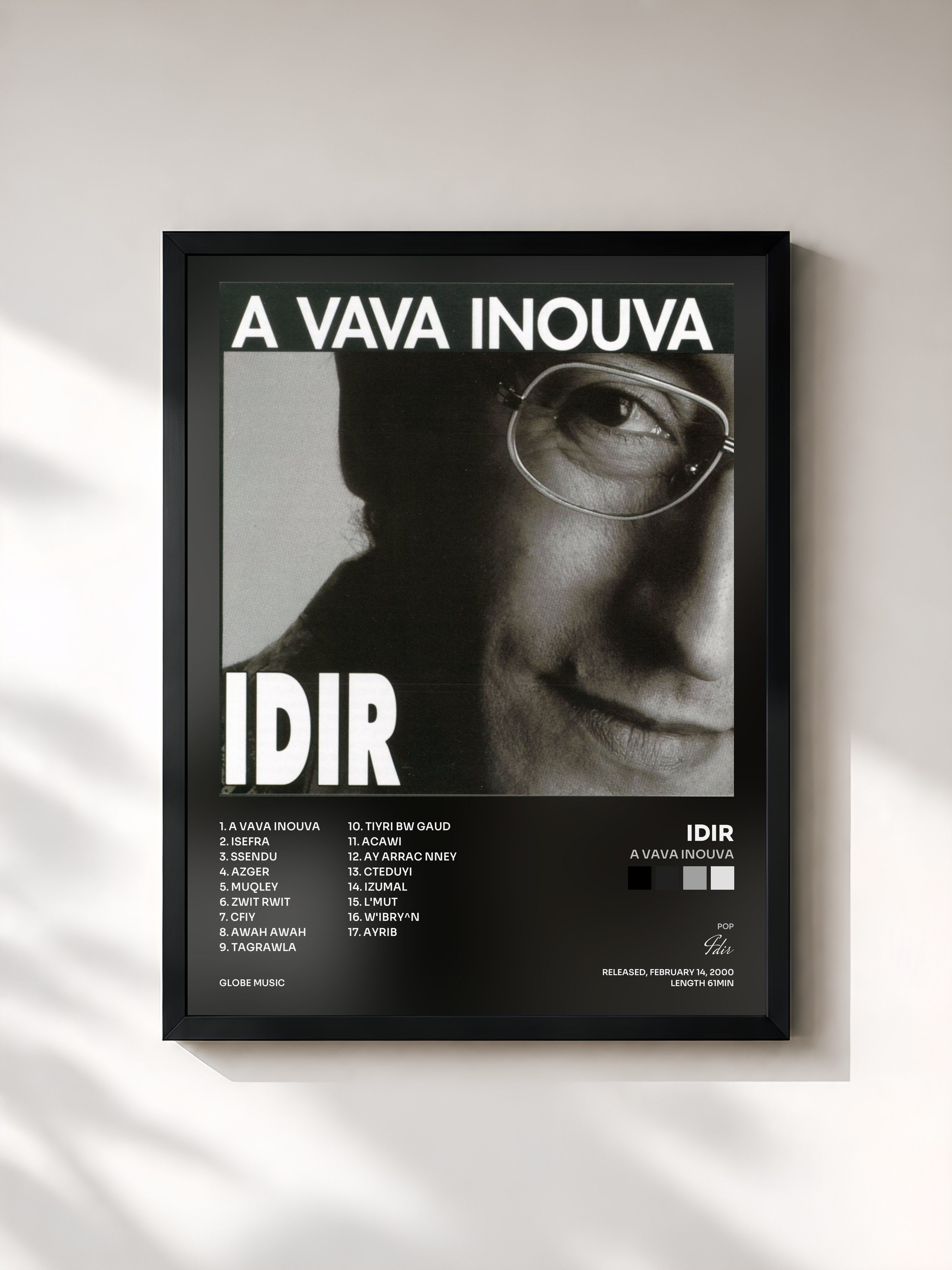 #noir Tableau de l'album A Vava Inouva de Idir, cadre noir, imprimé et encadré en France