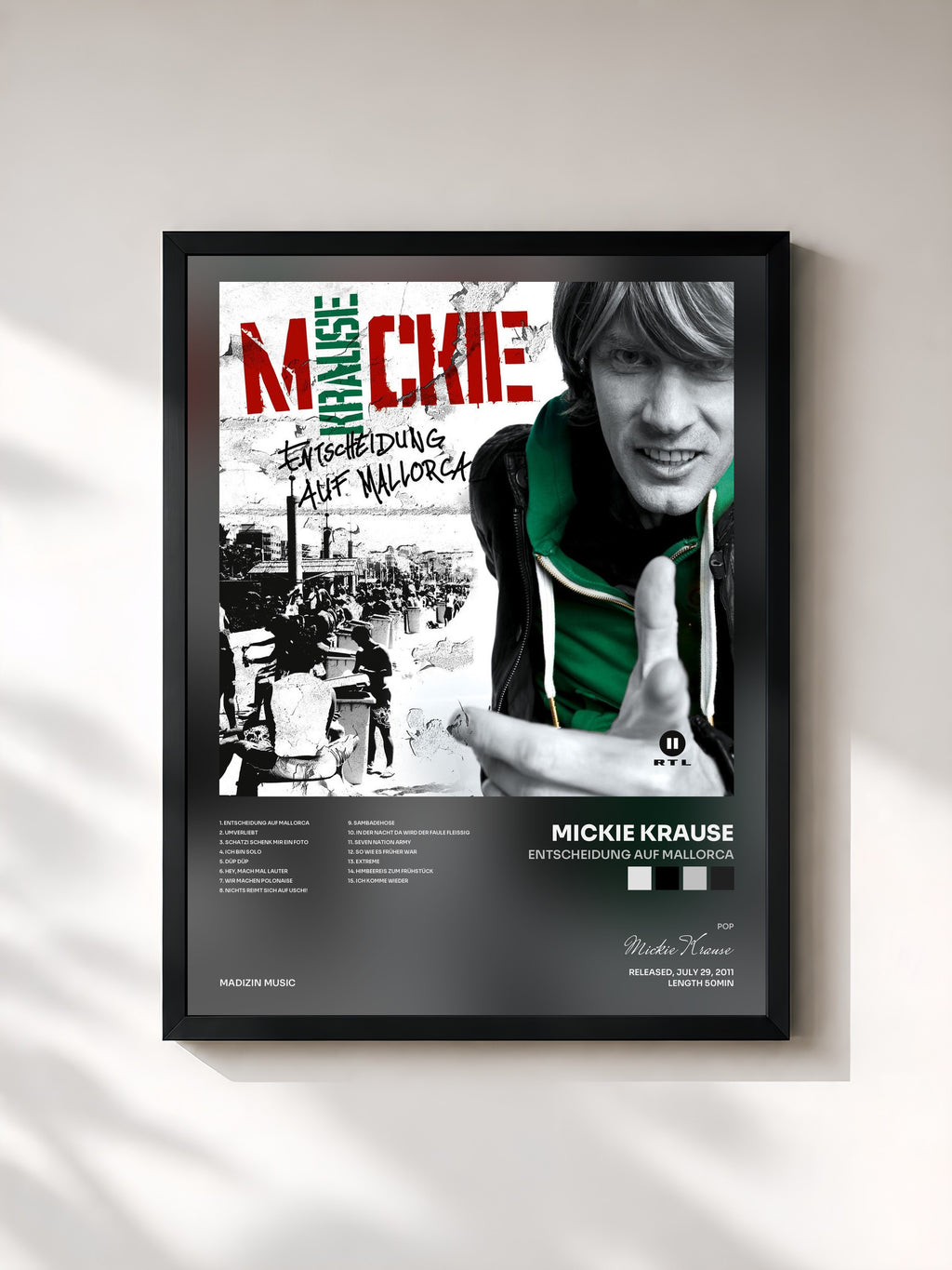 #noir Tableau de l'album Entscheidung auf Mallorca de Mickie Krause, cadre noir, imprimé et encadré en France