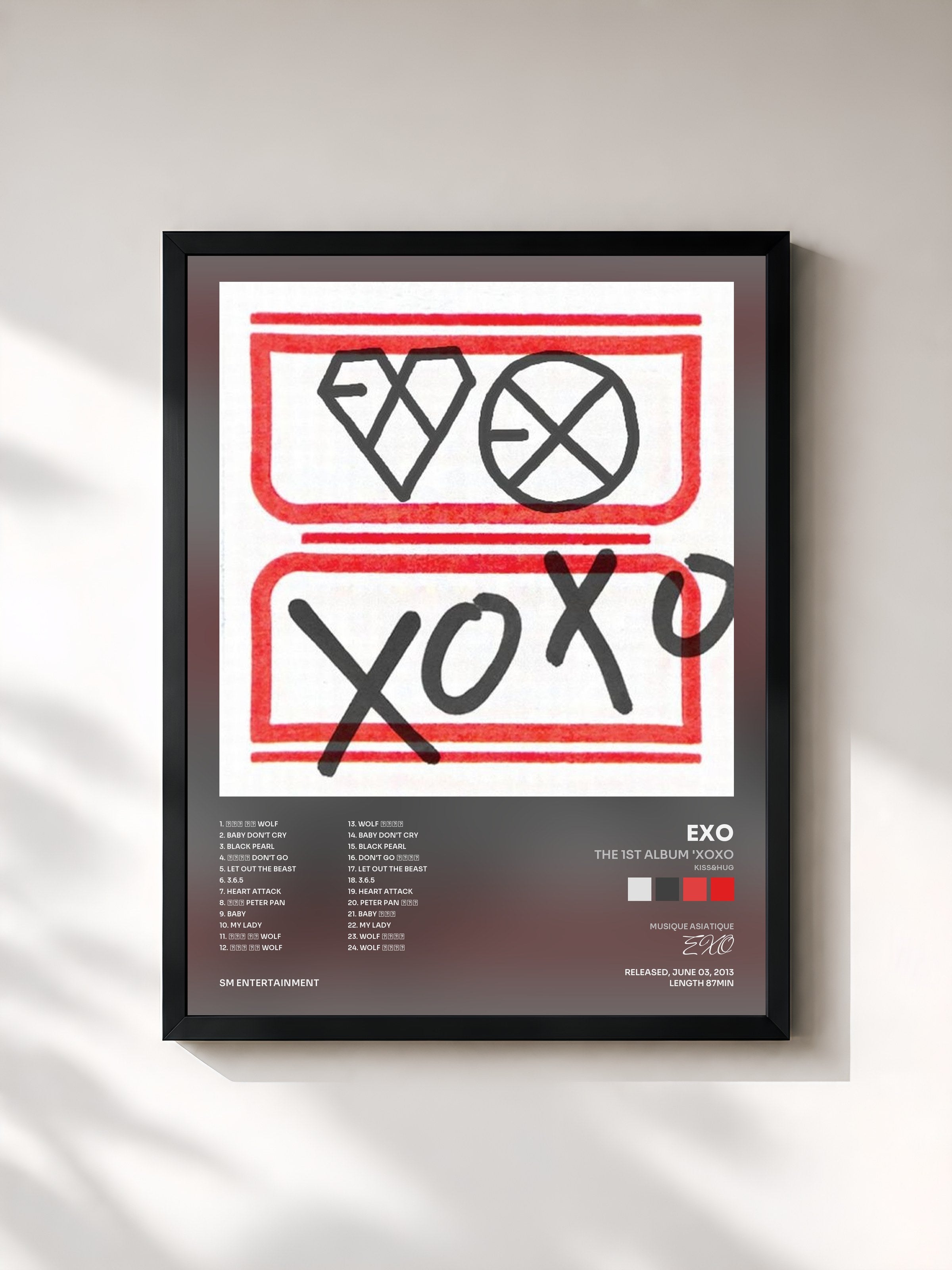 #noir Tableau de l'album The 1st Album 'XOXO (KISS&HUG)' de EXO, cadre noir, imprimé et encadré en France