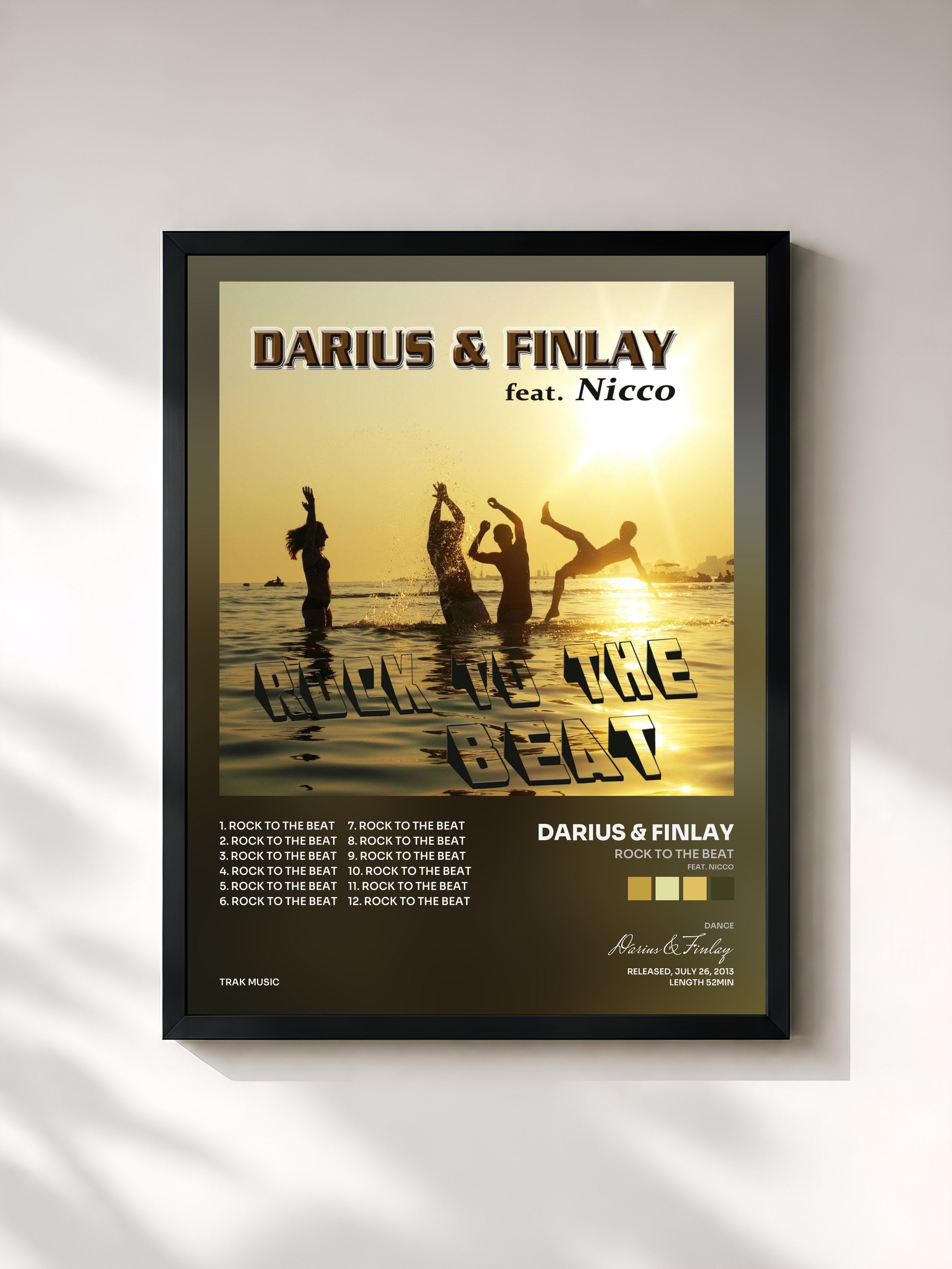 #noir Tableau de l'album Rock to the Beat (feat. Nicco) de Darius & Finlay, cadre noir, imprimé et encadré en France