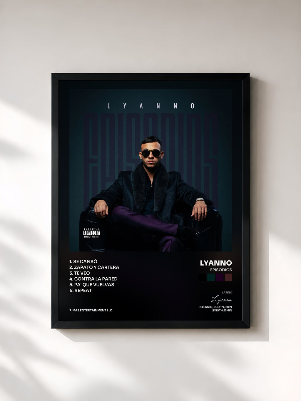 #noir Tableau de l'album Episodios de Lyanno, cadre noir, imprimé et encadré en France