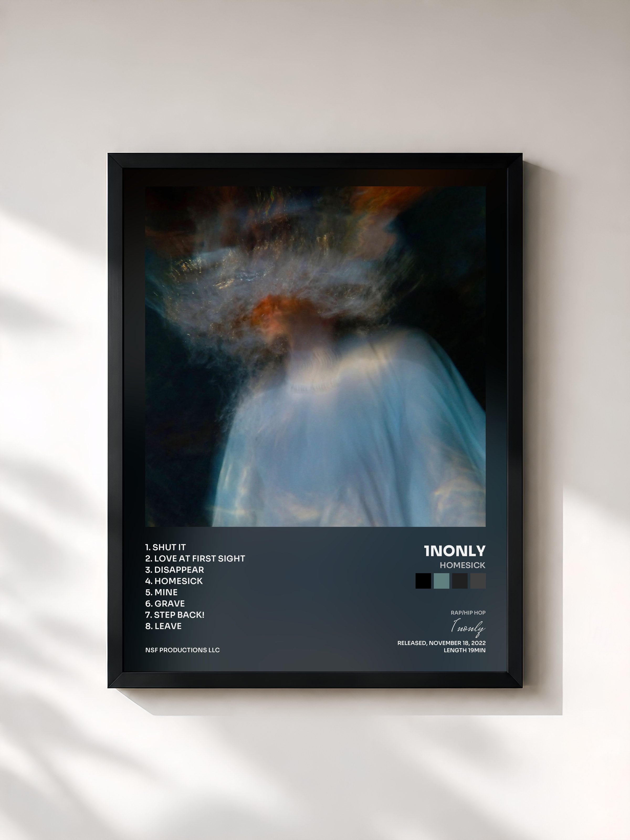 #noir Tableau de l'album Homesick de 1nonly, cadre noir, imprimé et encadré en France