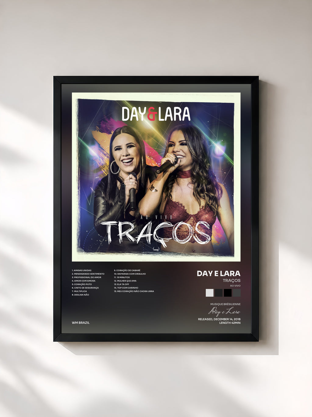 #noir Tableau de l'album Traços (Ao vivo) de Day e Lara, cadre noir, imprimé et encadré en France