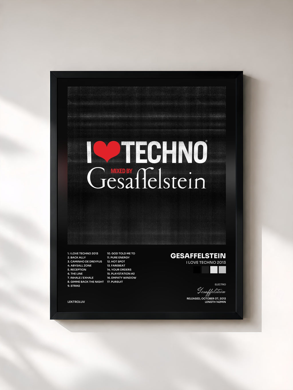 #noir Tableau de l'album I Love Techno 2013 de Gesaffelstein, cadre noir, imprimé et encadré en France