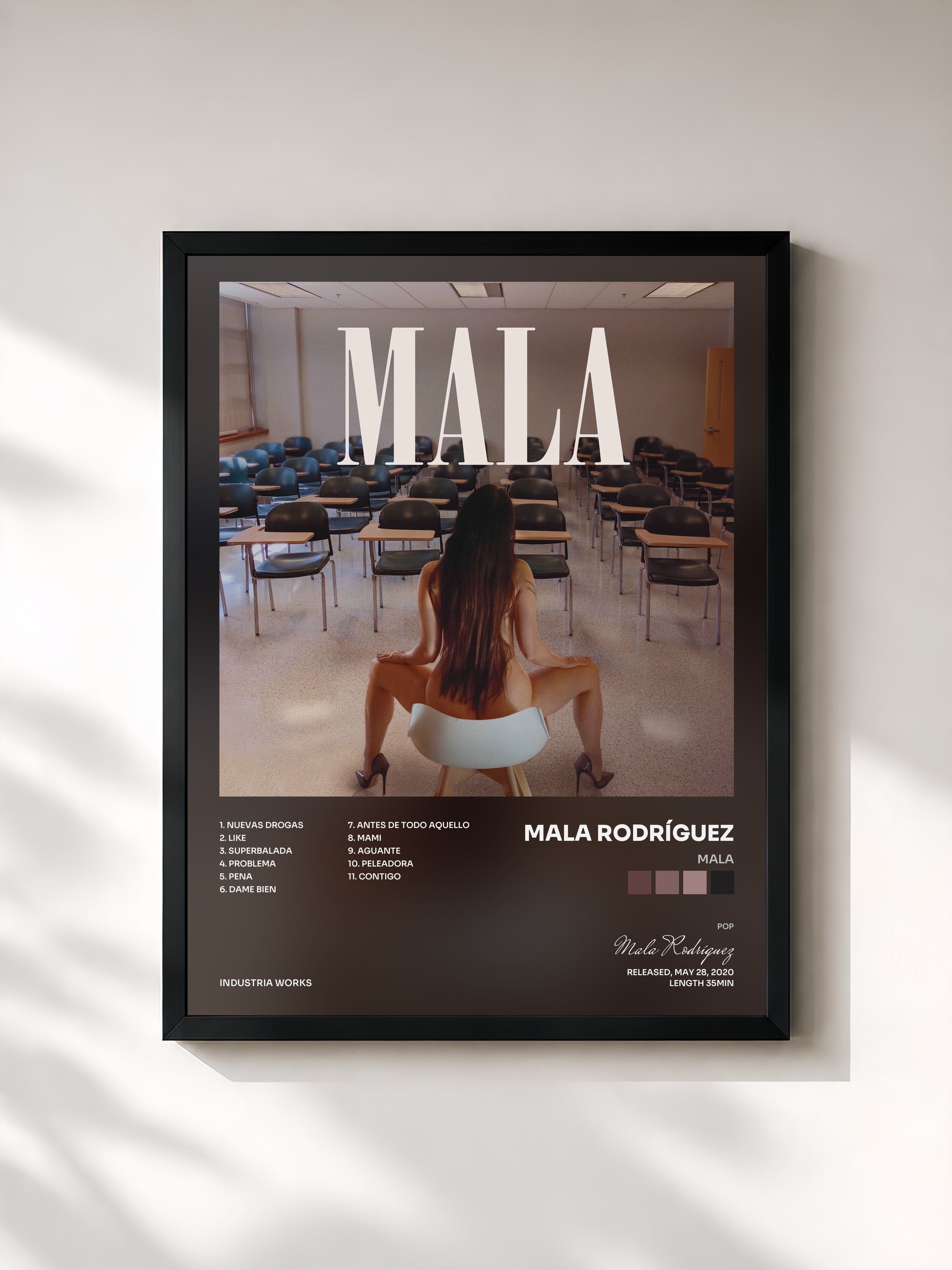 #noir Tableau de l'album MALA de Mala Rodríguez, cadre noir, imprimé et encadré en France