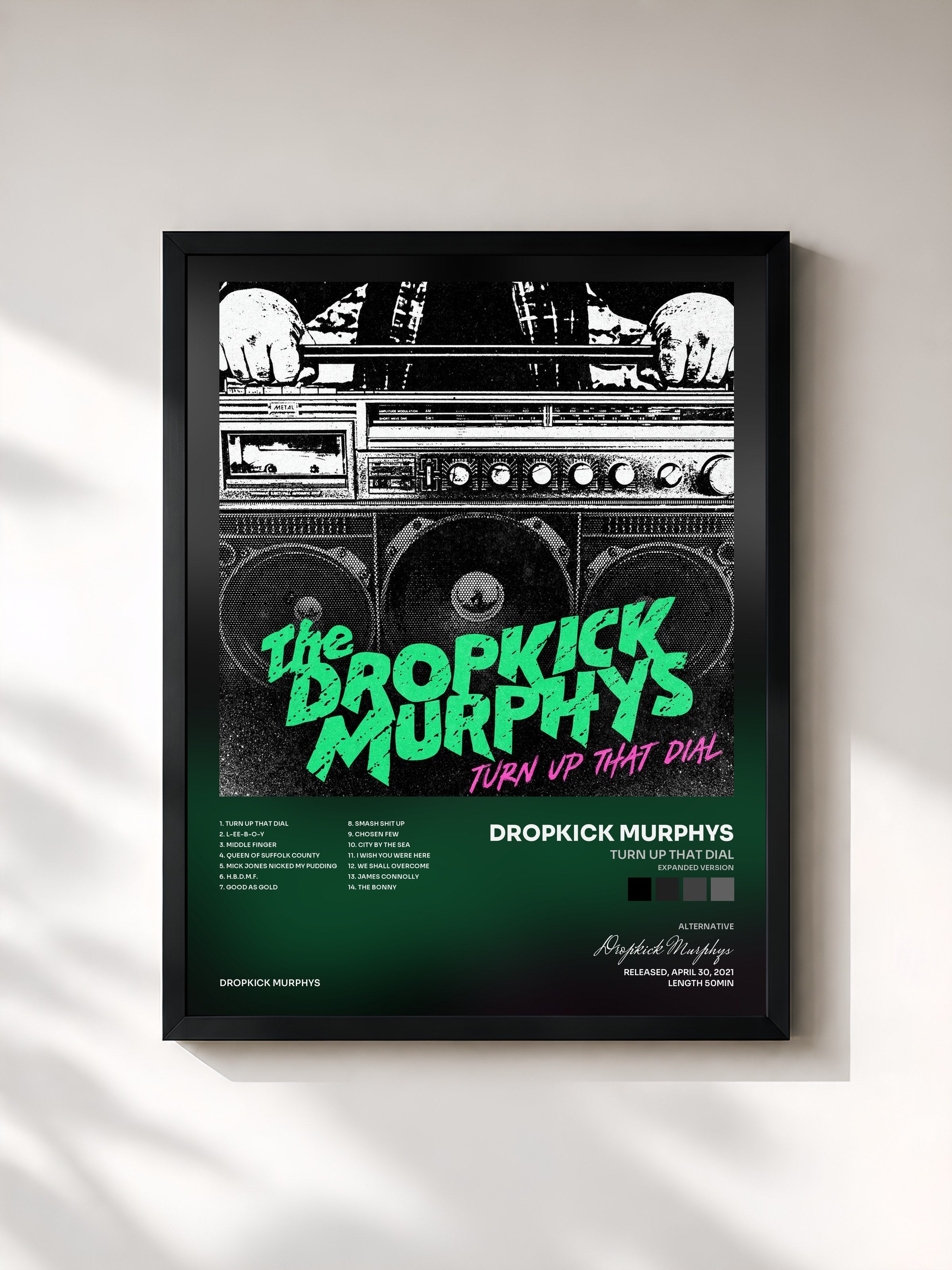 #noir Tableau de l'album Turn Up That Dial (Expanded Version) de Dropkick Murphys, cadre noir, imprimé et encadré en France