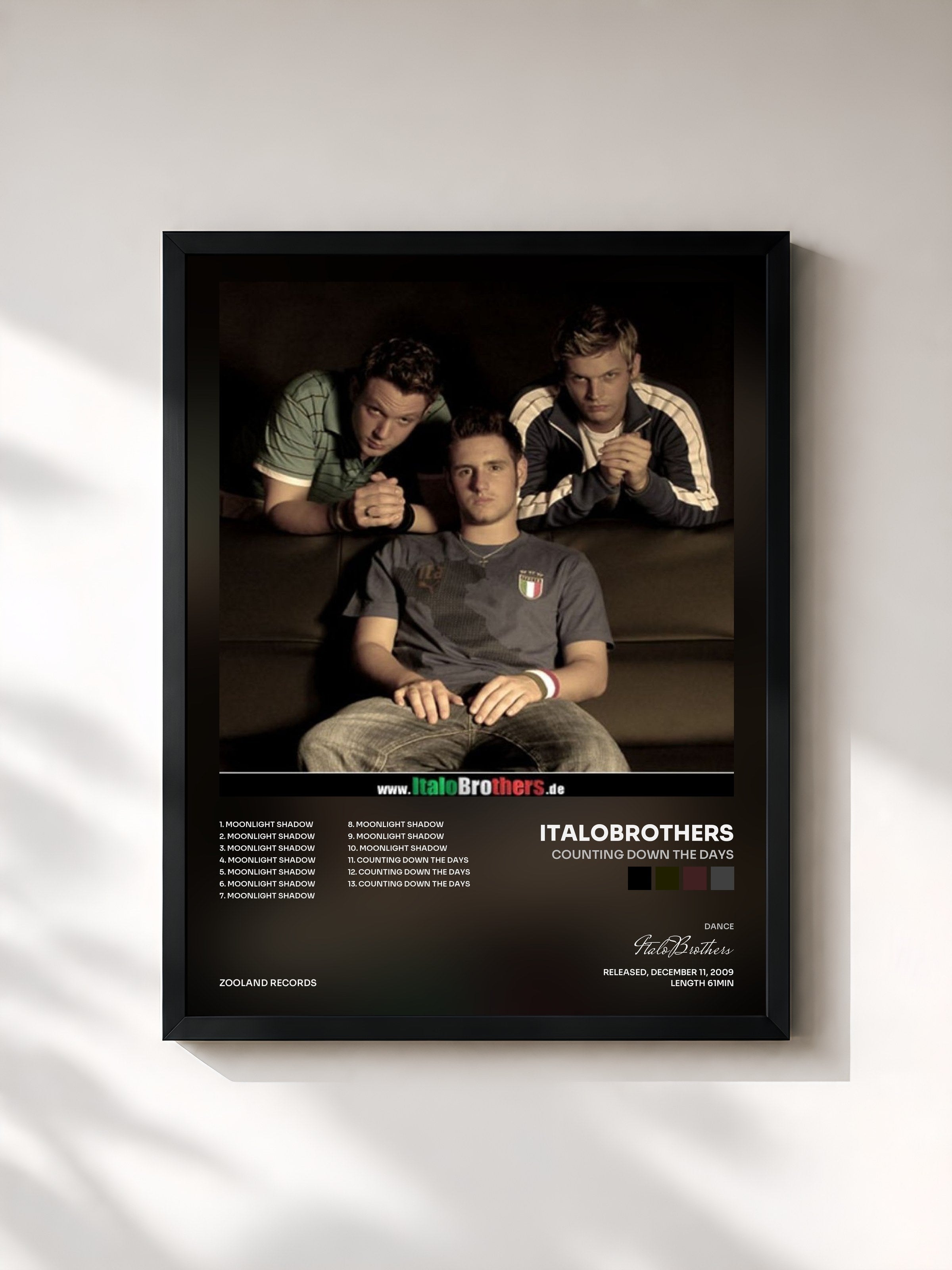 #noir Tableau de l'album Counting Down The Days de ItaloBrothers, cadre noir, imprimé et encadré en France