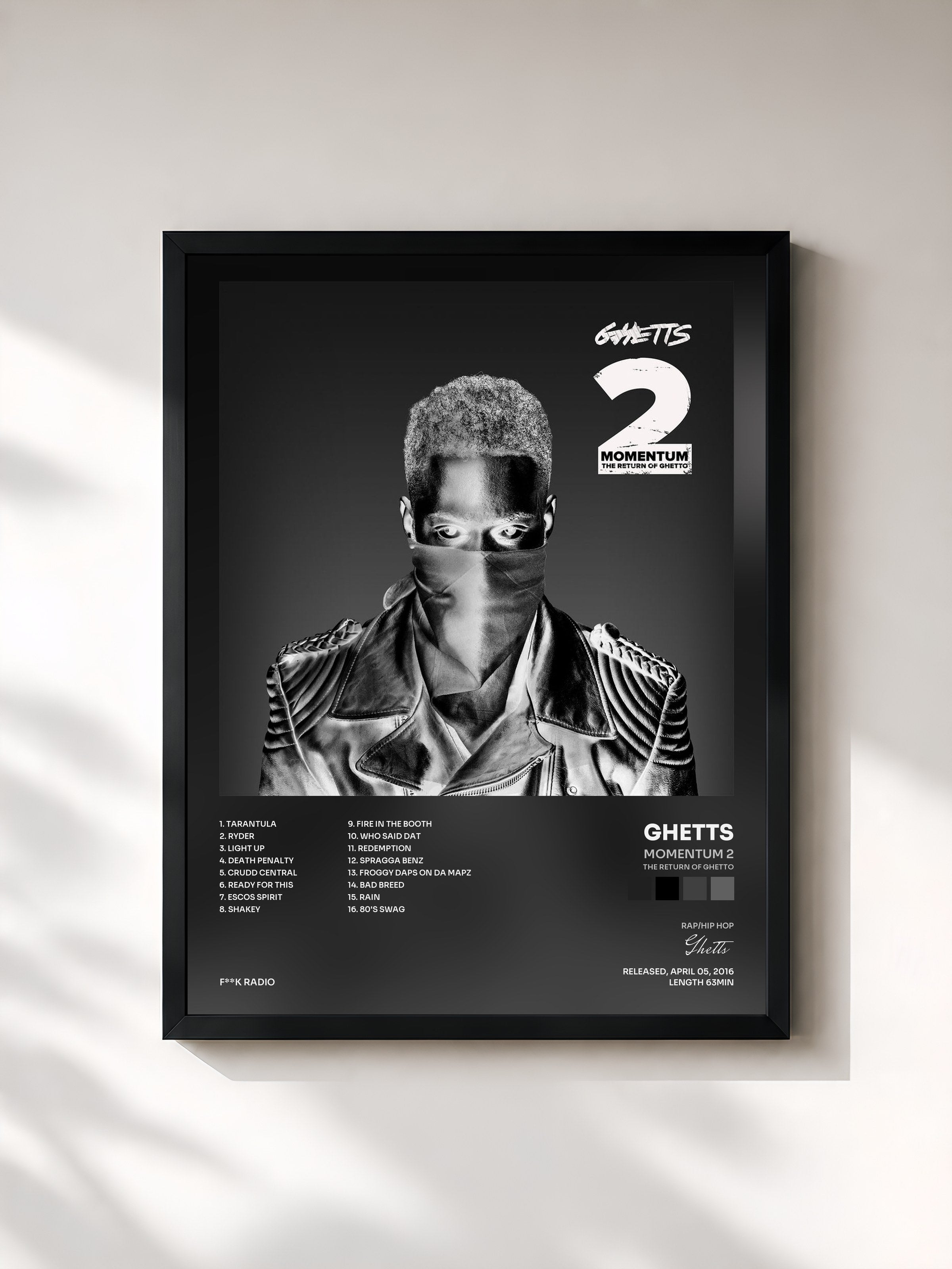 #noir Tableau de l'album Momentum 2 (The Return of Ghetto) de Ghetts, cadre noir, imprimé et encadré en France