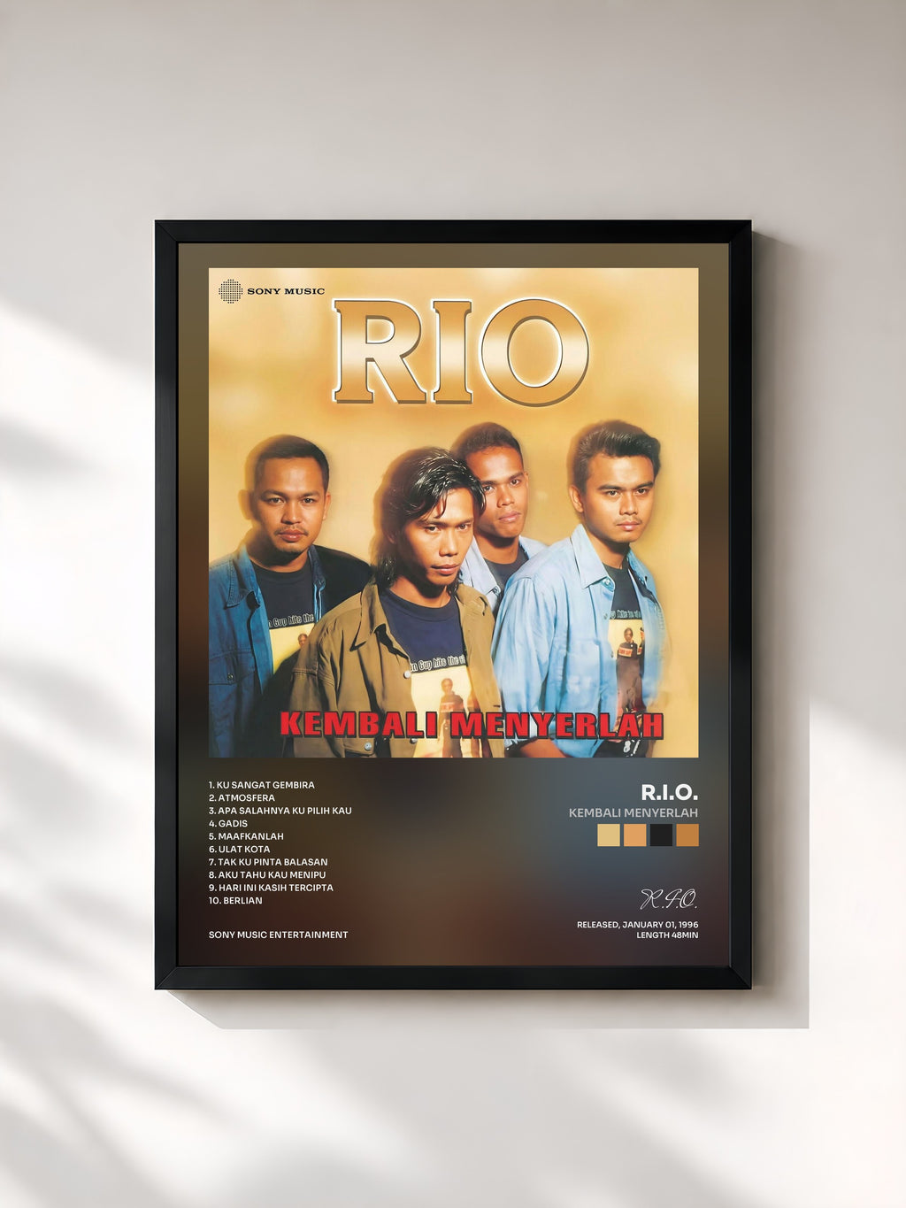 #noir Tableau de l'album Kembali Menyerlah de R.I.O., cadre noir, imprimé et encadré en France