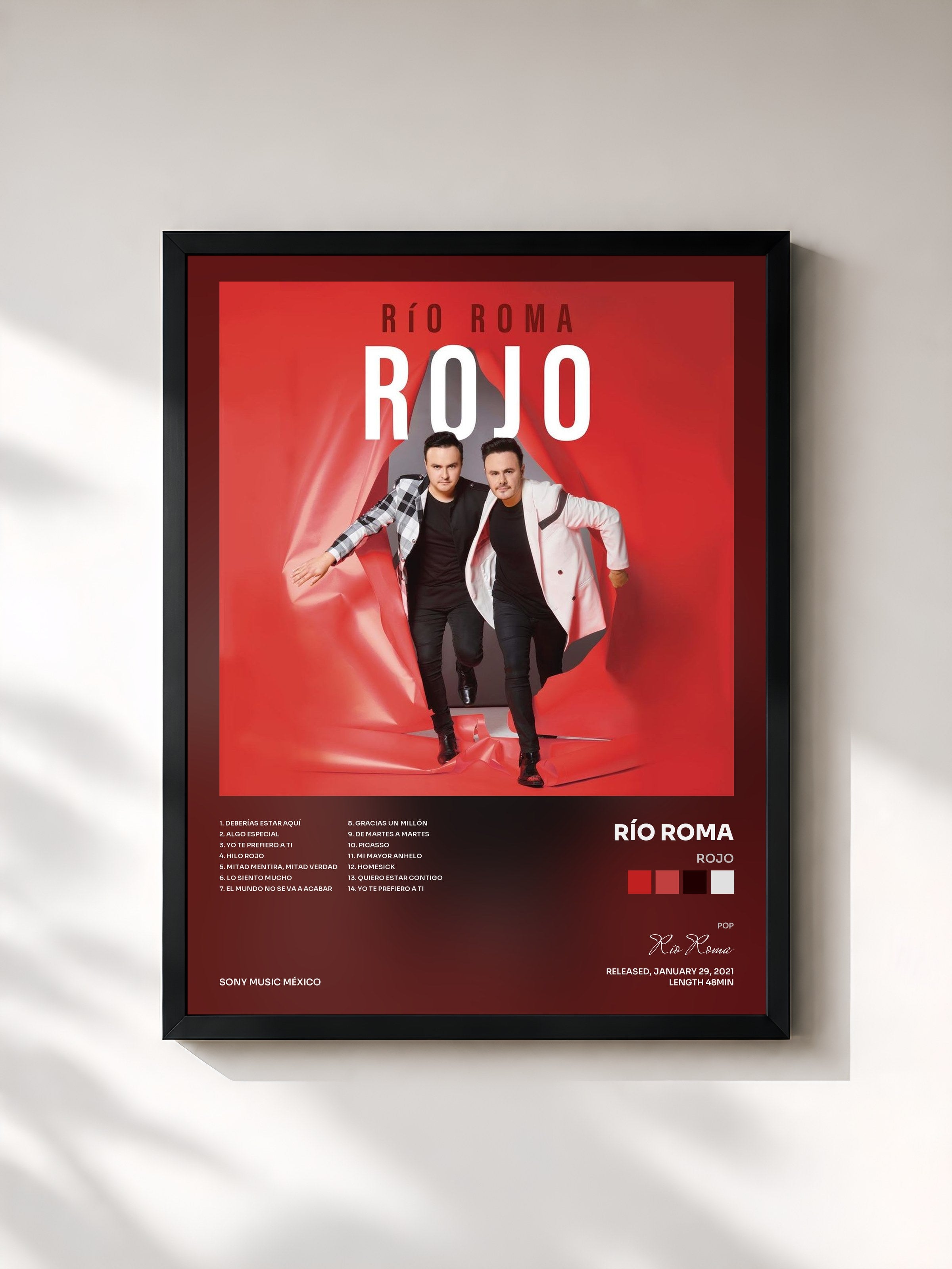 #noir Tableau de l'album Rojo de Río Roma, cadre noir, imprimé et encadré en France