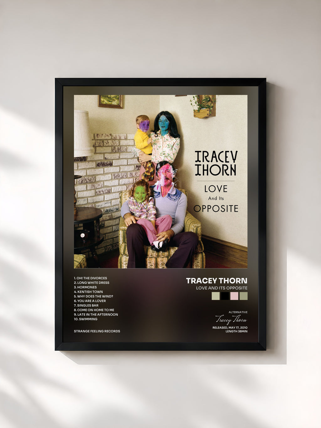 #noir Tableau de l'album Love and Its Opposite de Tracey Thorn, cadre noir, imprimé et encadré en France