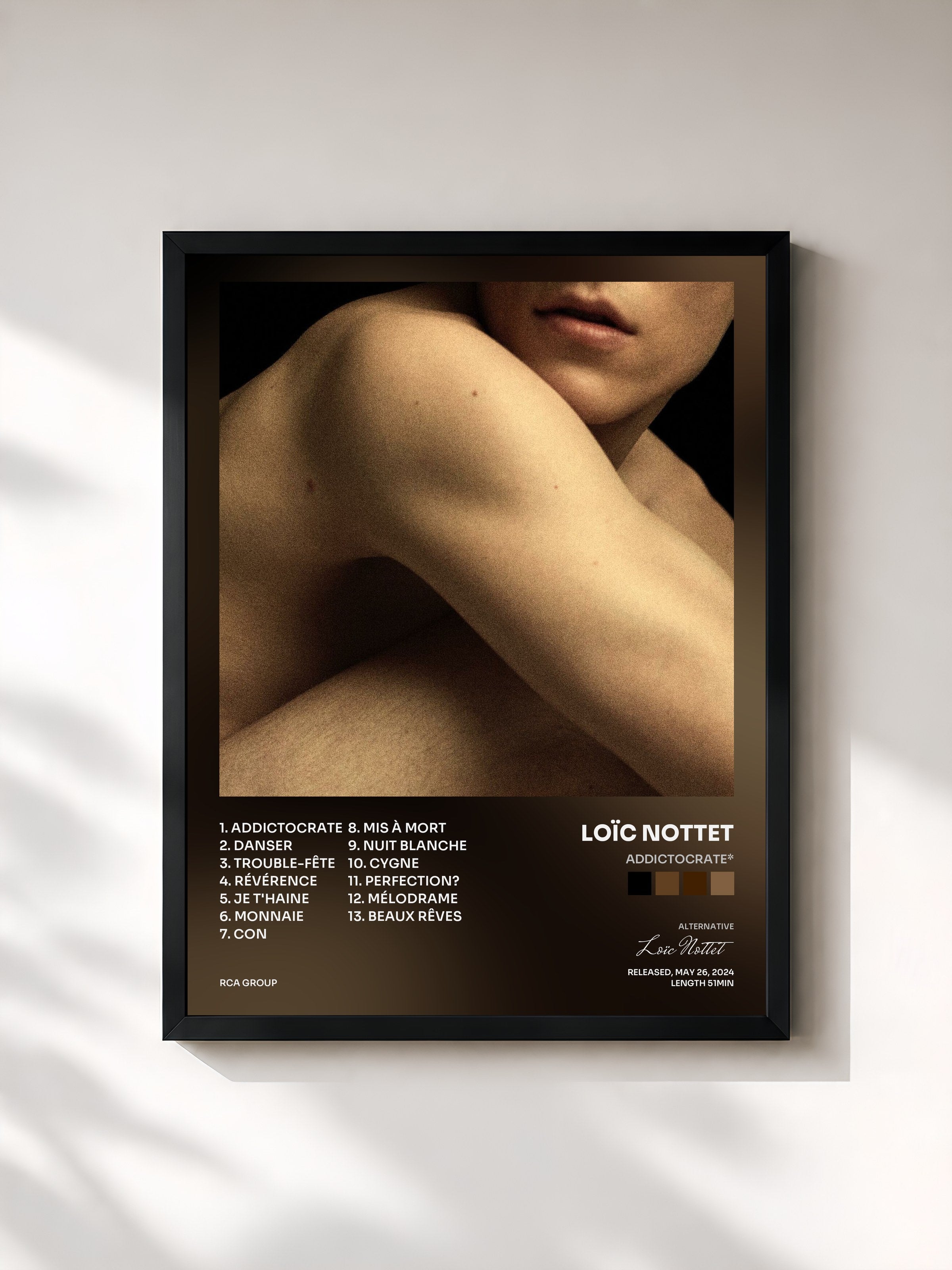 #noir Tableau de l'album Addictocrate* de Loïc Nottet, cadre noir, imprimé et encadré en France