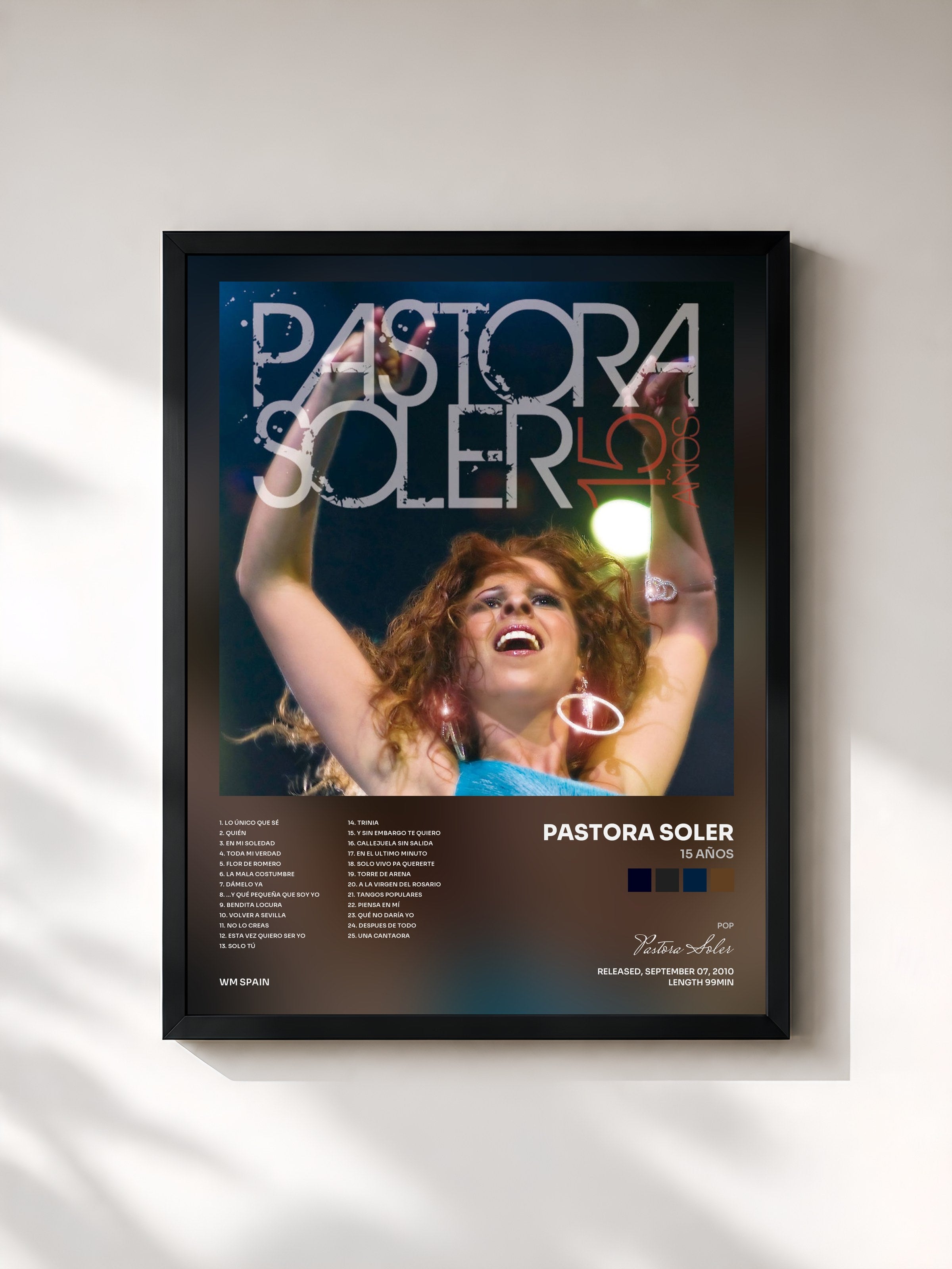 #noir Tableau de l'album 15 años de Pastora Soler, cadre noir, imprimé et encadré en France