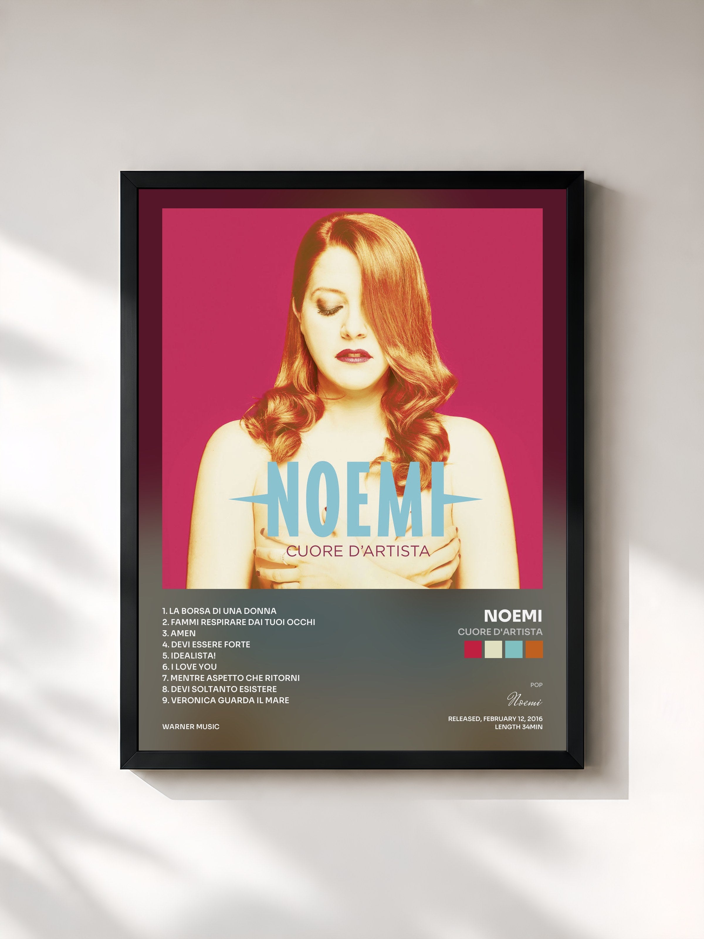 #noir Tableau de l'album Cuore d'artista de Noemi, cadre noir, imprimé et encadré en France