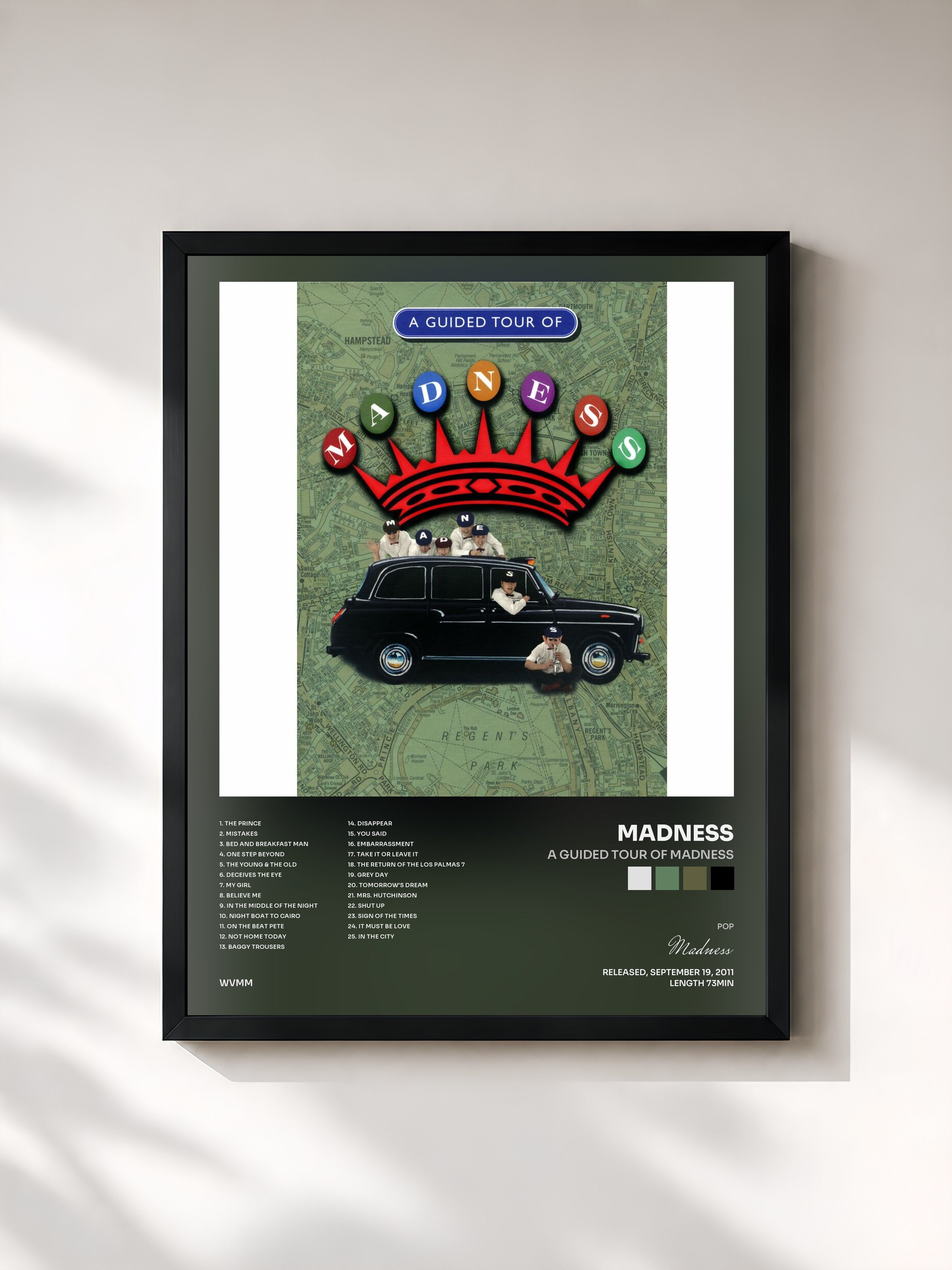 #noir Tableau de l'album A Guided Tour of Madness de Madness, cadre noir, imprimé et encadré en France