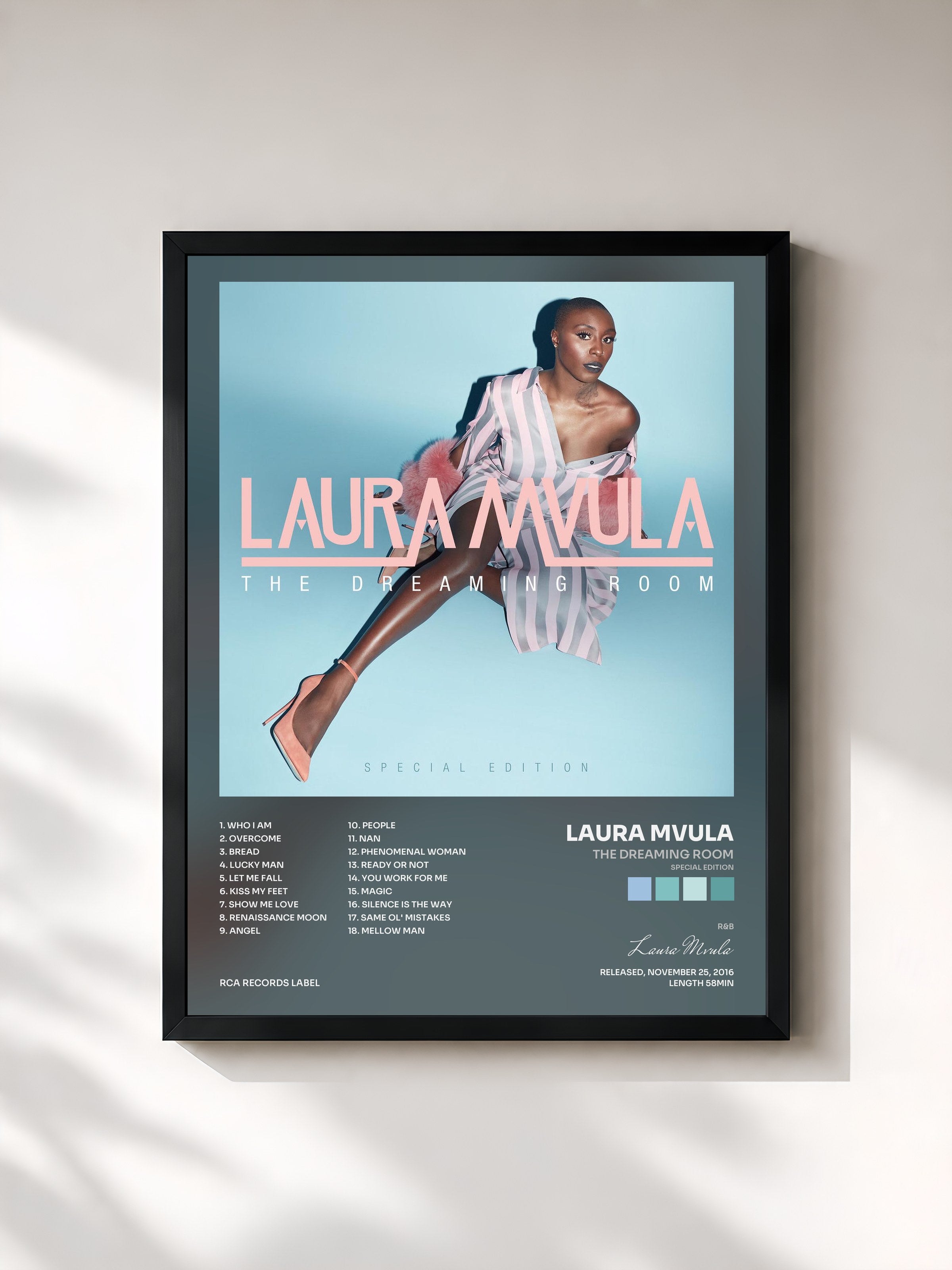#noir Tableau de l'album The Dreaming Room (Special Edition) de Laura Mvula, cadre noir, imprimé et encadré en France
