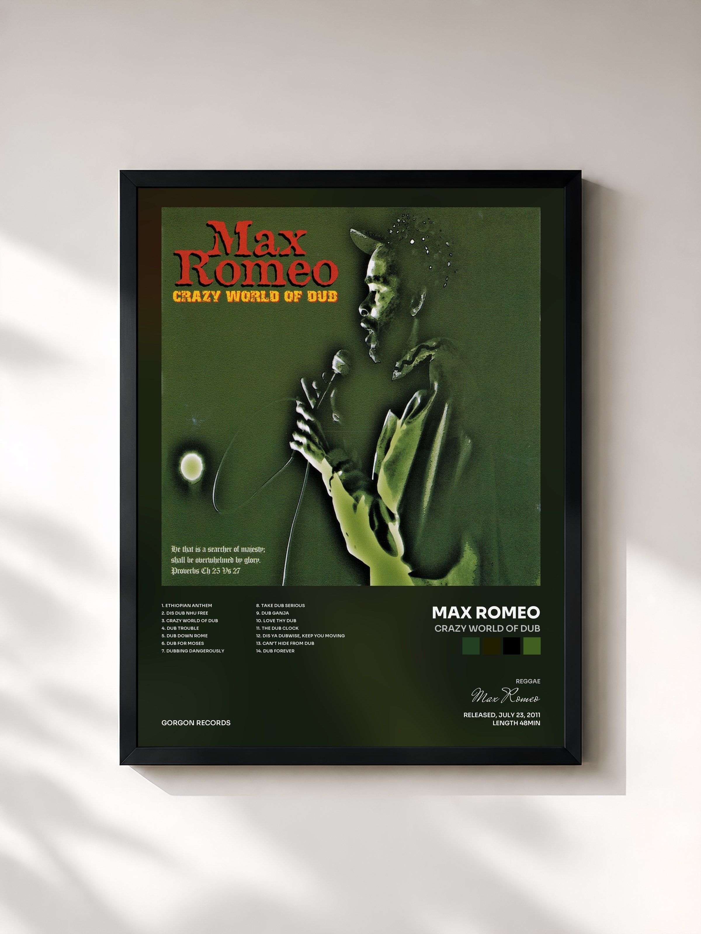 #noir Tableau de l'album Crazy World Of Dub de Max Romeo, cadre noir, imprimé et encadré en France
