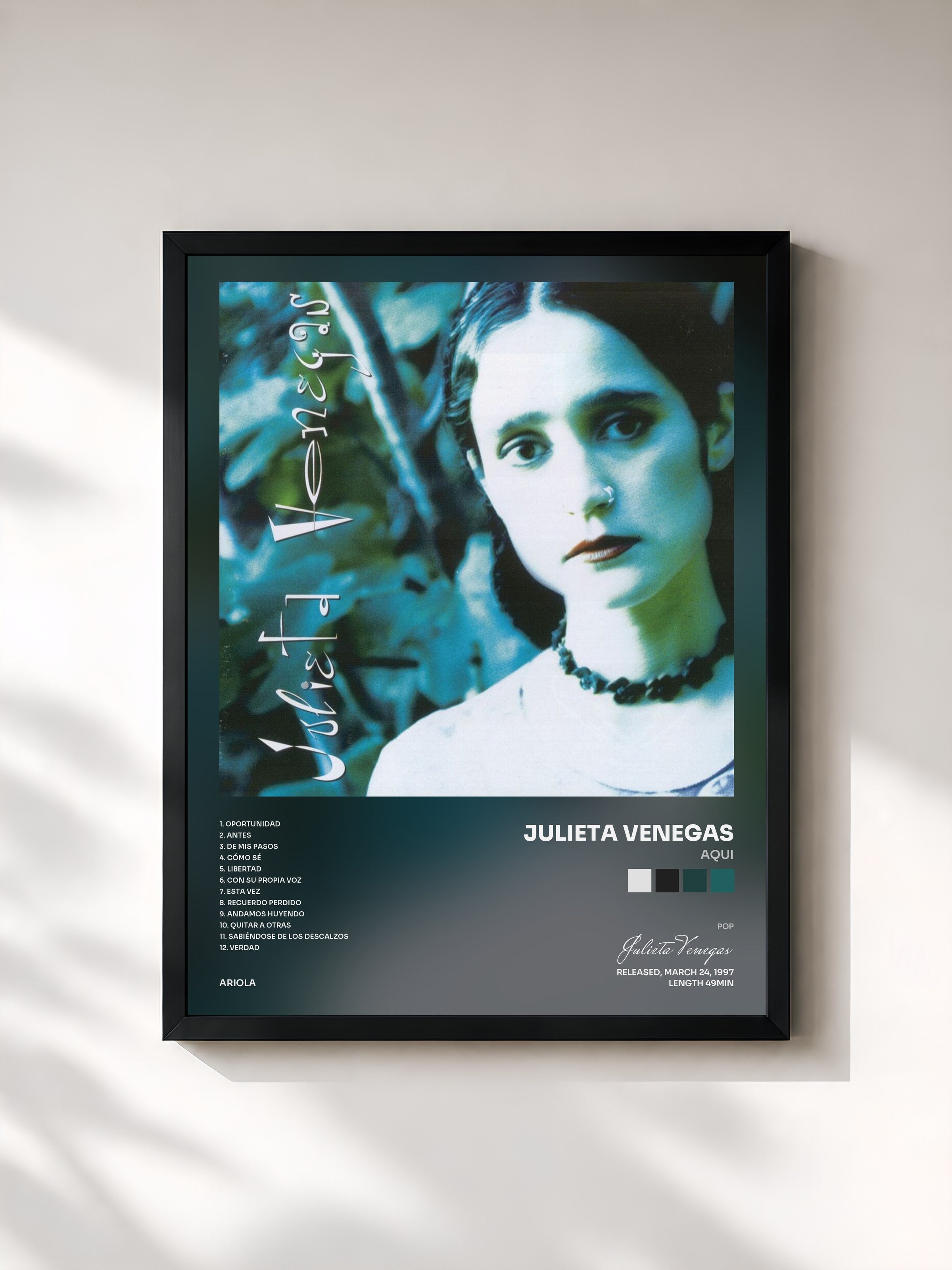 #noir Tableau de l'album Aqui de Julieta Venegas, cadre noir, imprimé et encadré en France