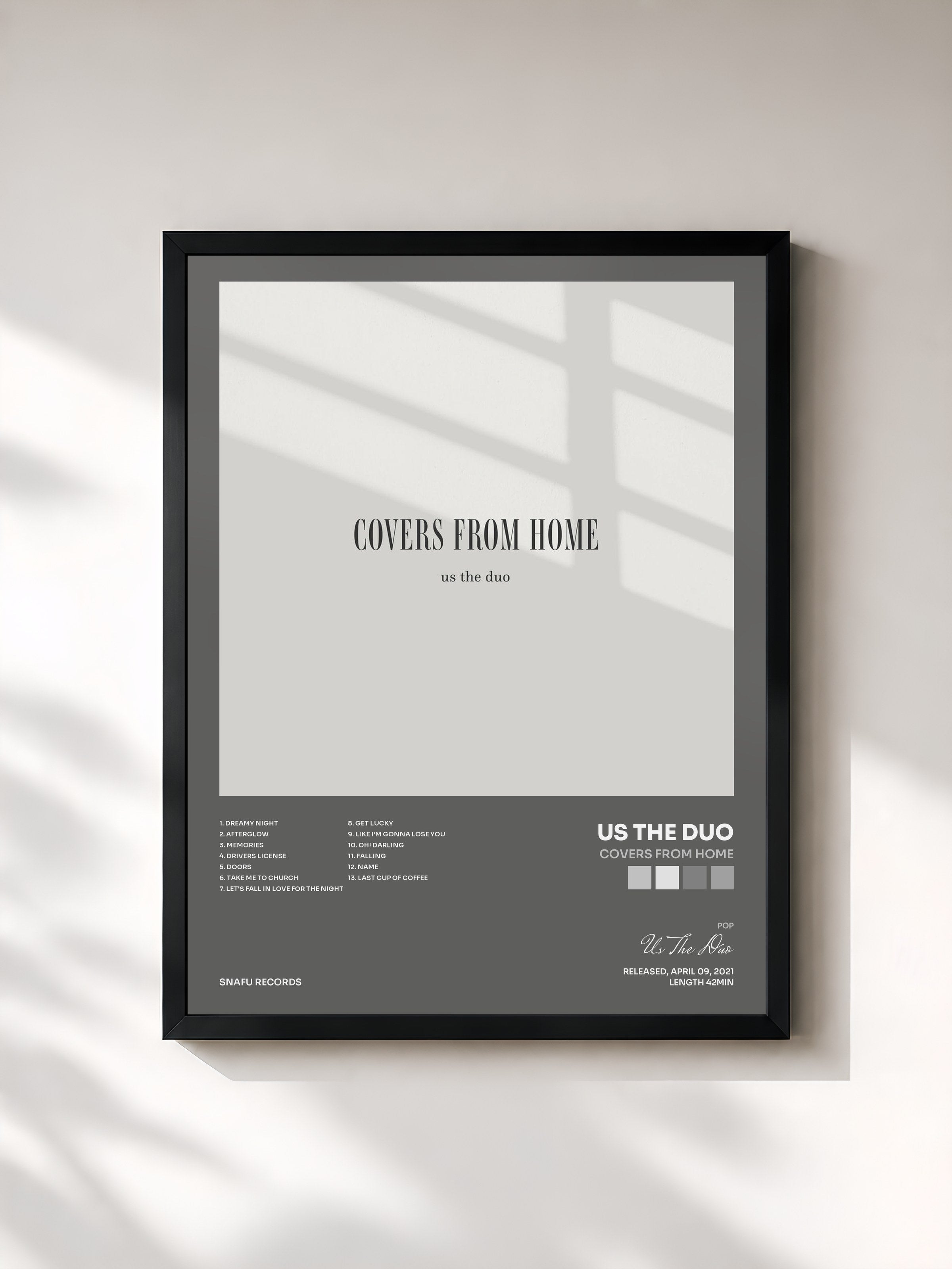#noir Tableau de l'album Covers from Home de Us The Duo, cadre noir, imprimé et encadré en France