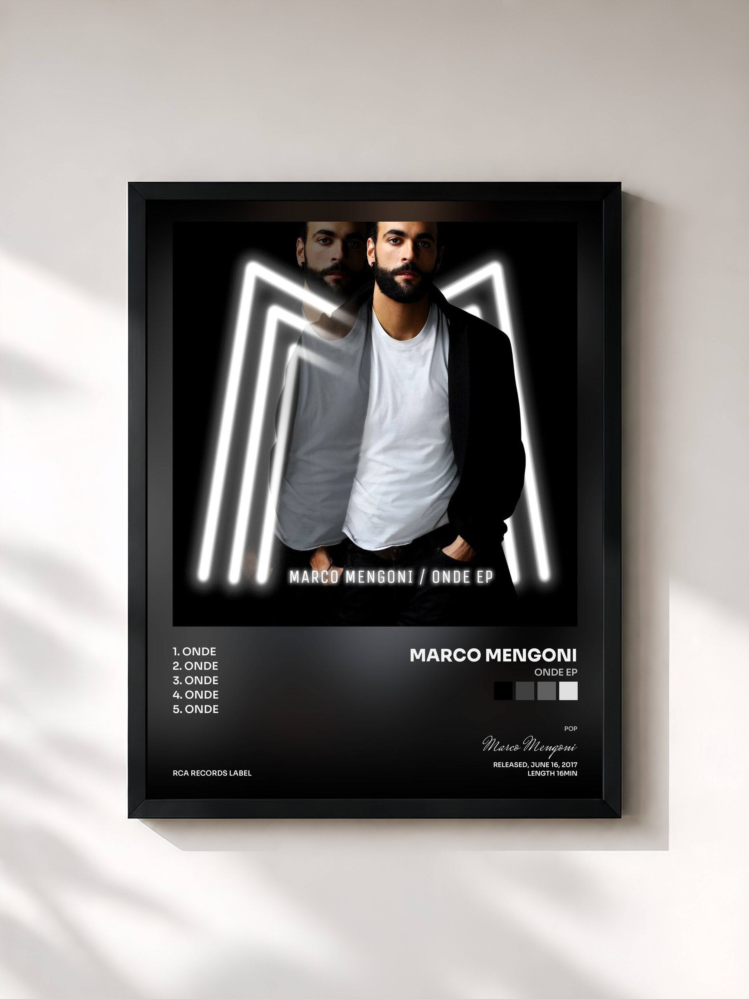 #noir Tableau de l'album Onde EP de Marco Mengoni, cadre noir, imprimé et encadré en France