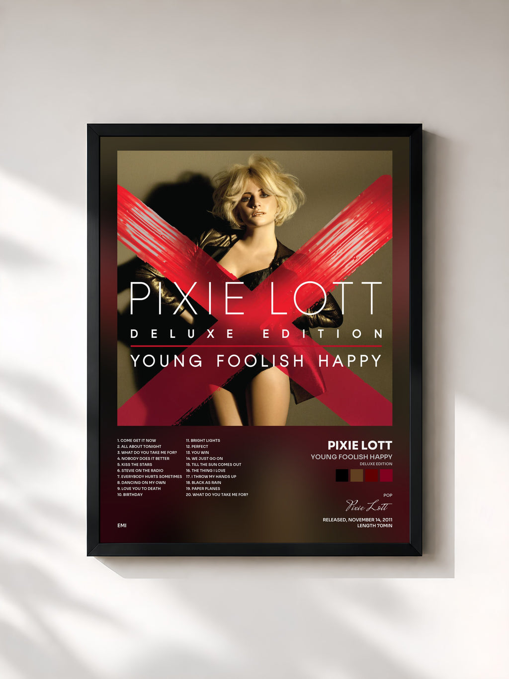 #noir Tableau de l'album Young Foolish Happy (Deluxe Edition) de Pixie Lott, cadre noir, imprimé et encadré en France