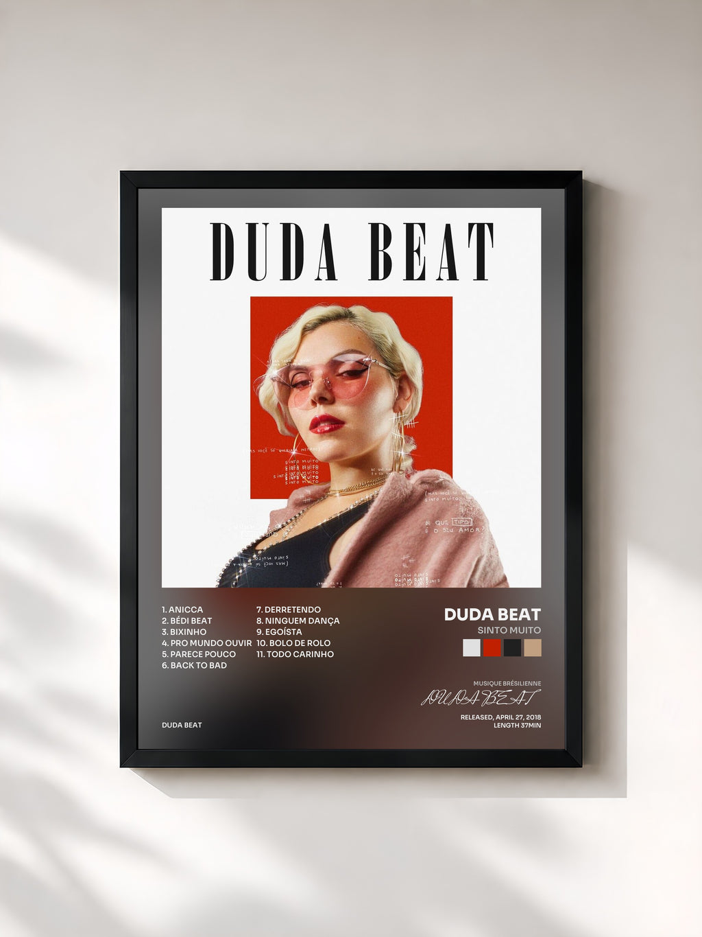 #noir Tableau de l'album Sinto Muito de DUDA BEAT, cadre noir, imprimé et encadré en France