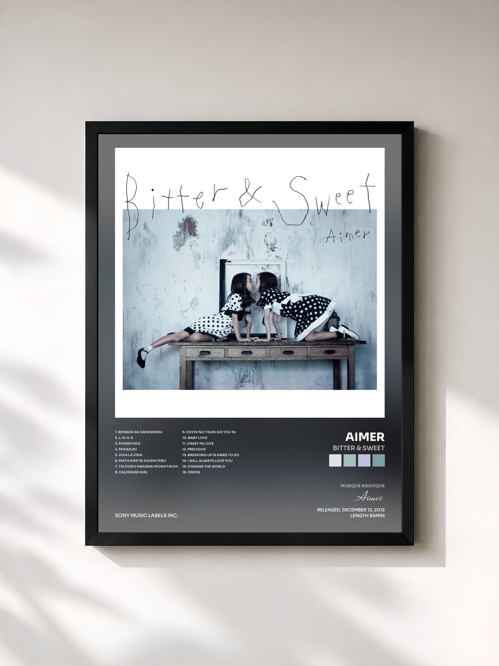 #noir Tableau de l'album Bitter & Sweet de Aimer, cadre noir, imprimé et encadré en France