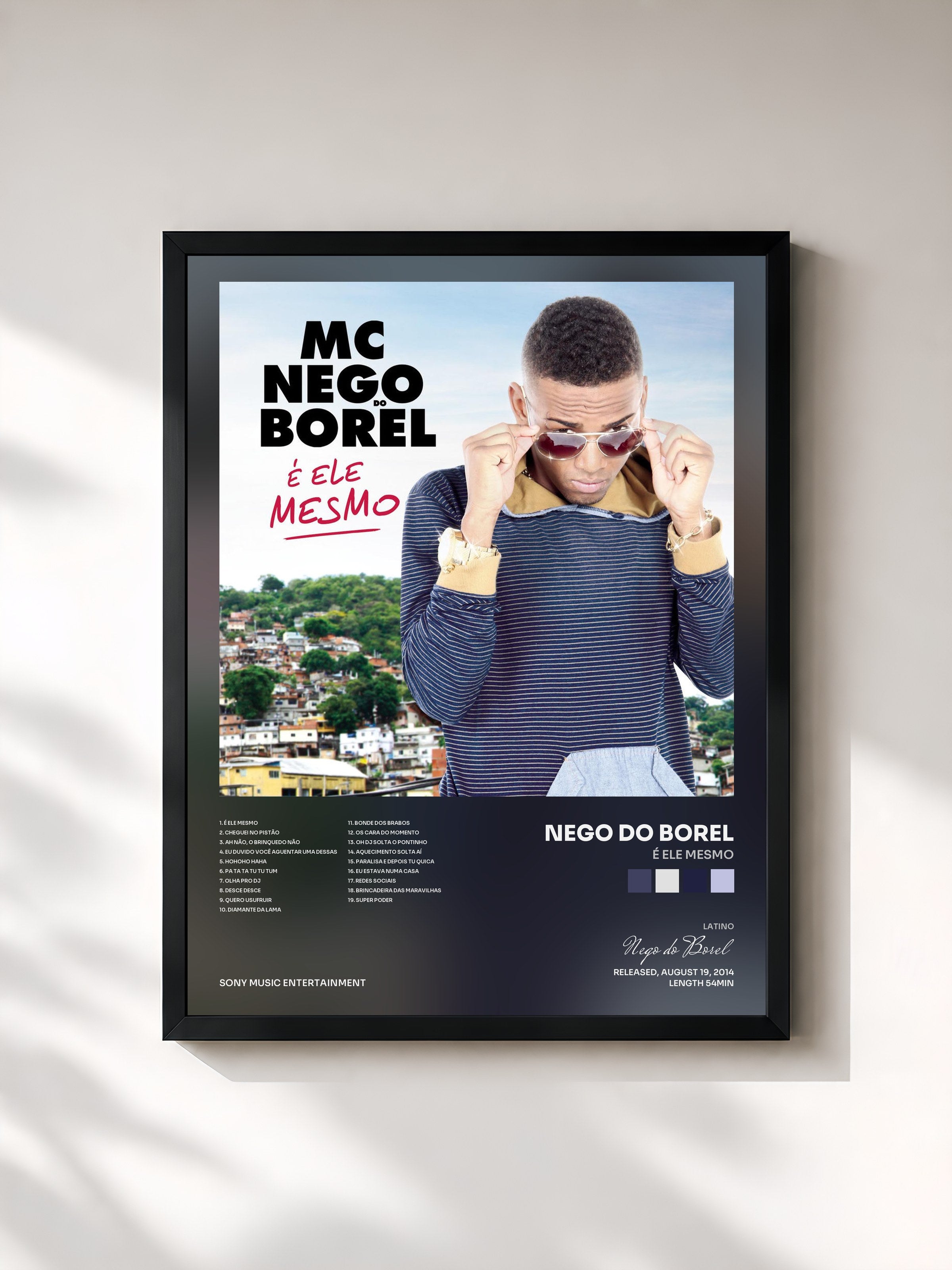 #noir Tableau de l'album É Ele Mesmo de Nego do Borel, cadre noir, imprimé et encadré en France