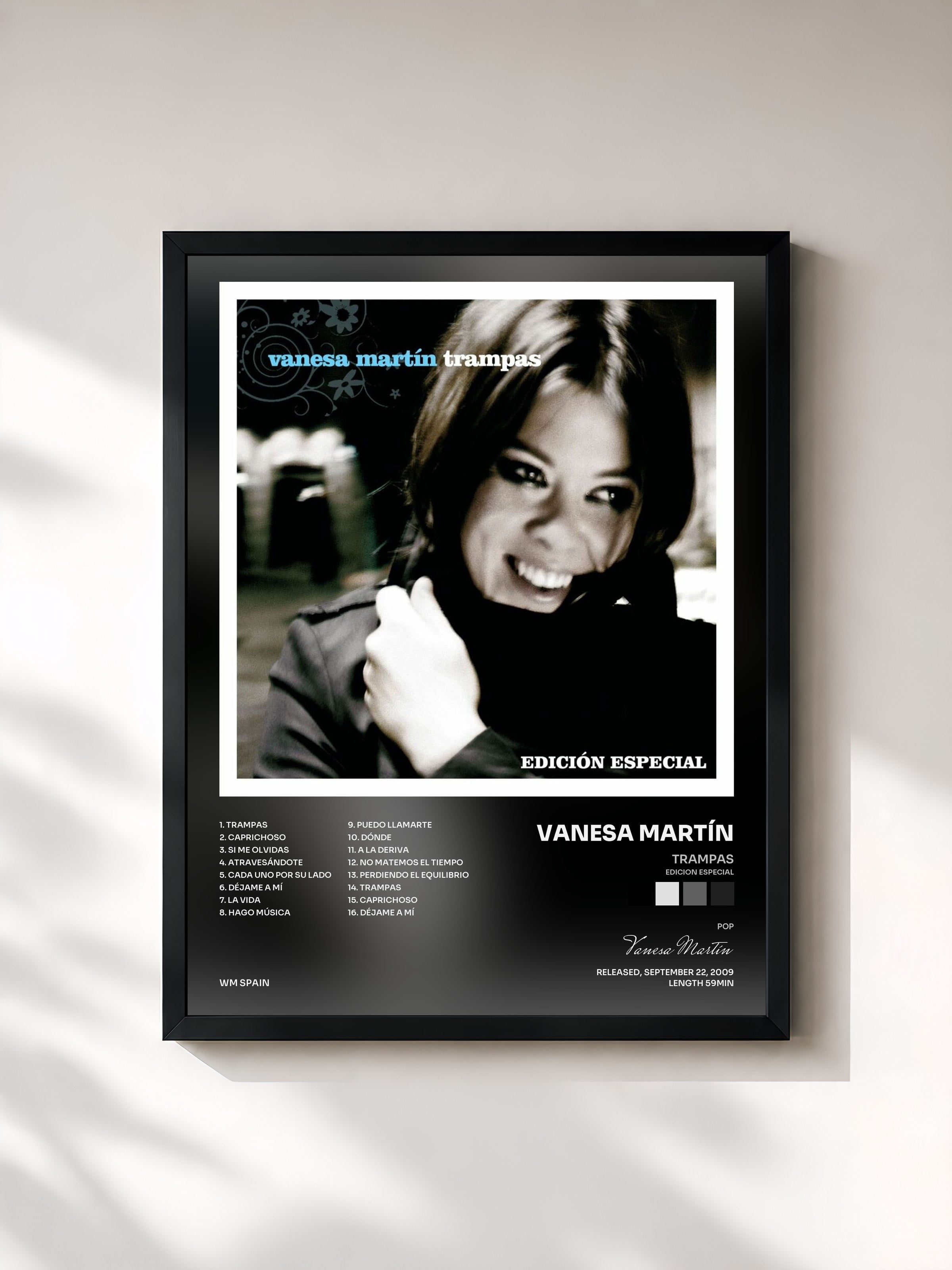 #noir Tableau de l'album Trampas (Edicion especial) de Vanesa Martín, cadre noir, imprimé et encadré en France