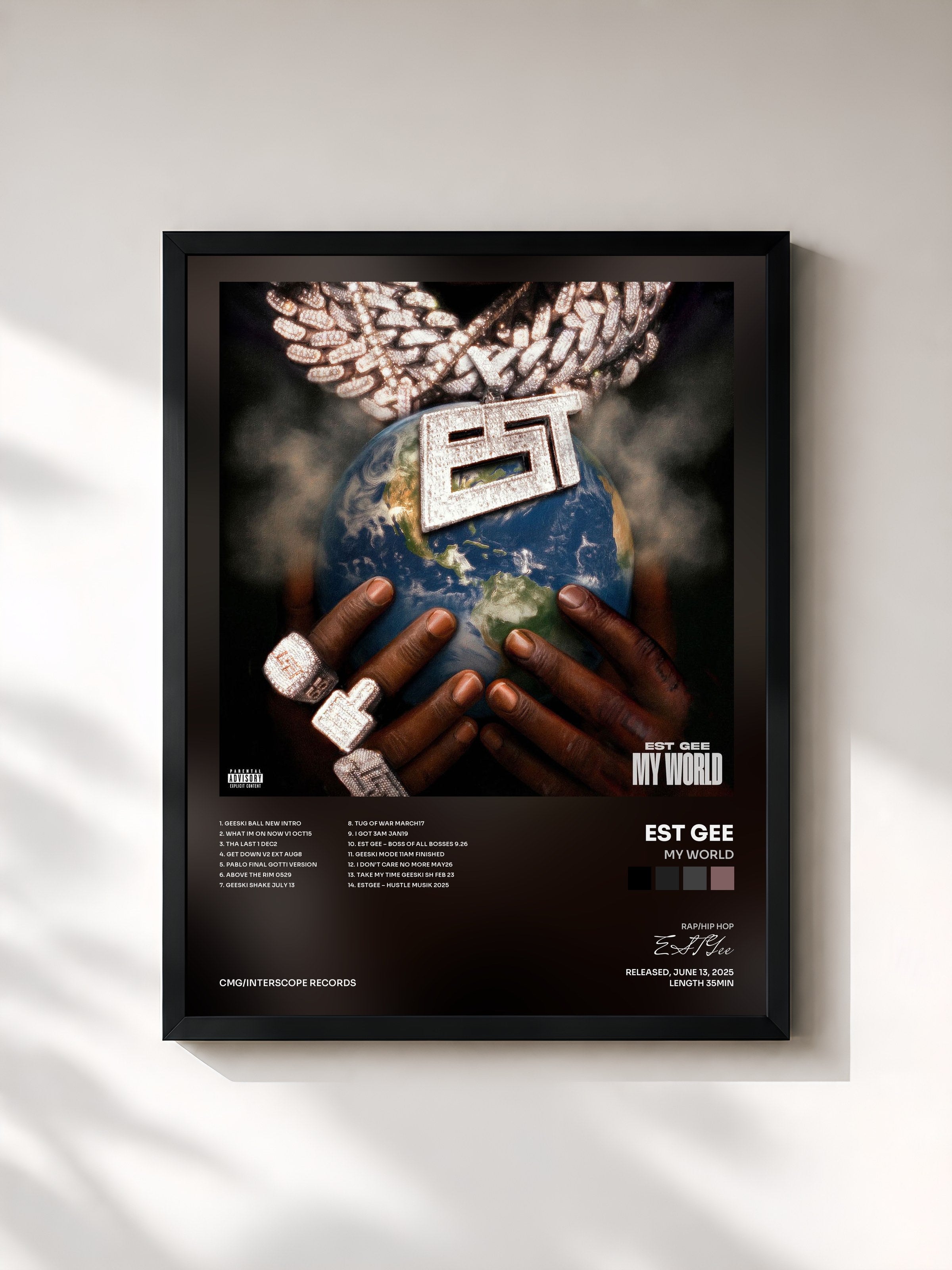 #noir Tableau de l'album My World de EST Gee, cadre noir, imprimé et encadré en France