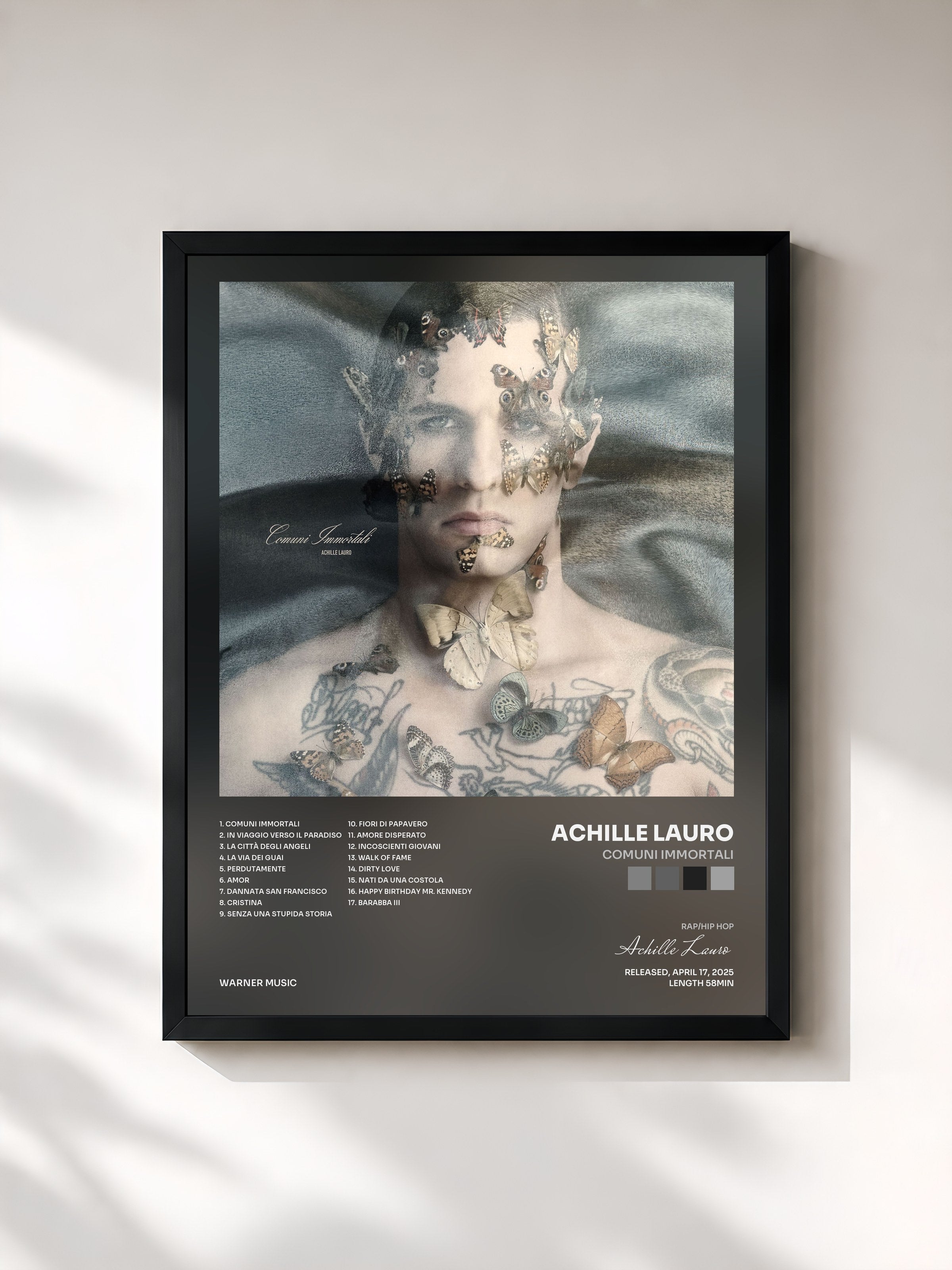 #noir Tableau de l'album Comuni Immortali de Achille Lauro, cadre noir, imprimé et encadré en France
