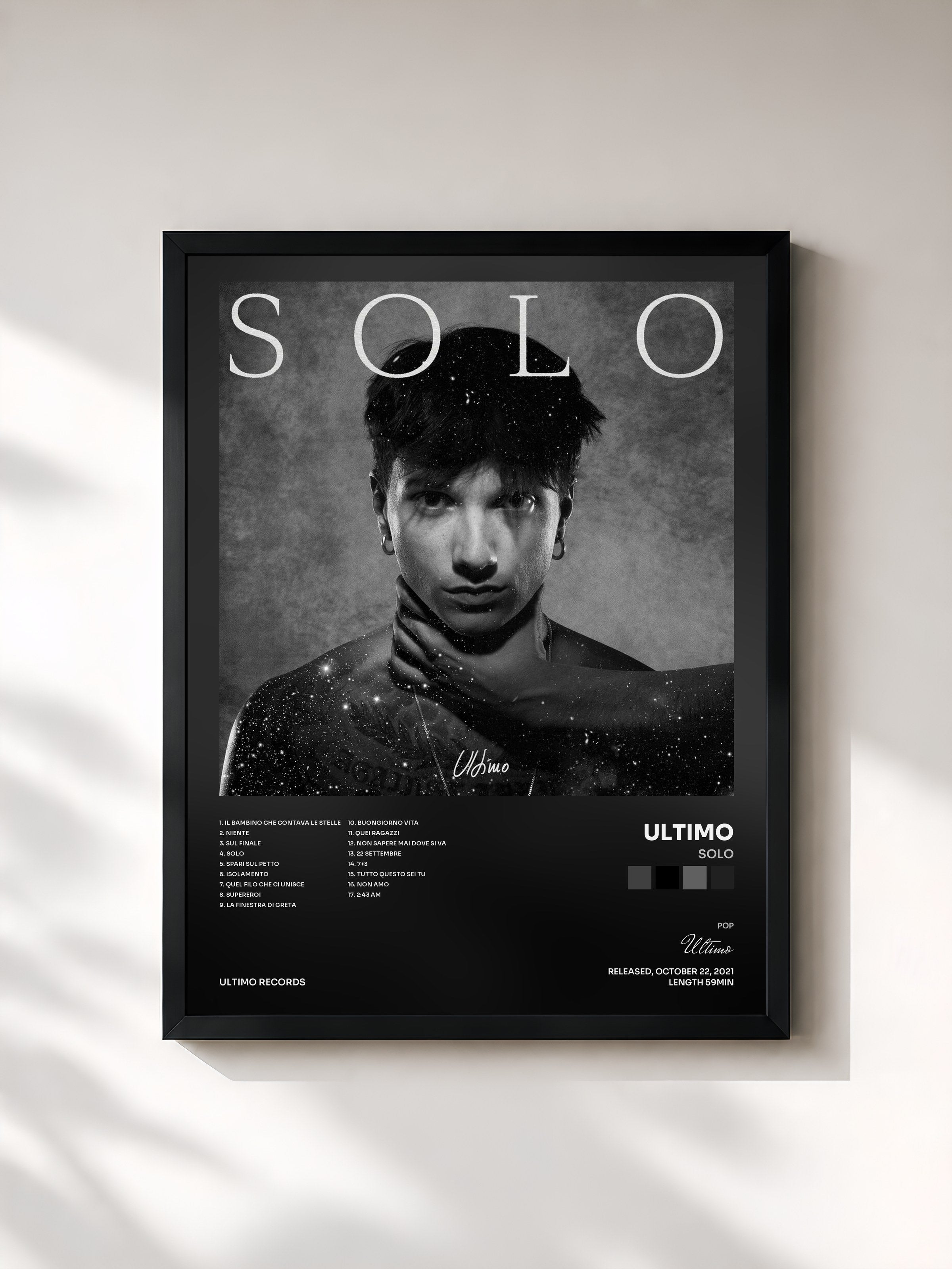 #noir Tableau de l'album Solo de Ultimo, cadre noir, imprimé et encadré en France