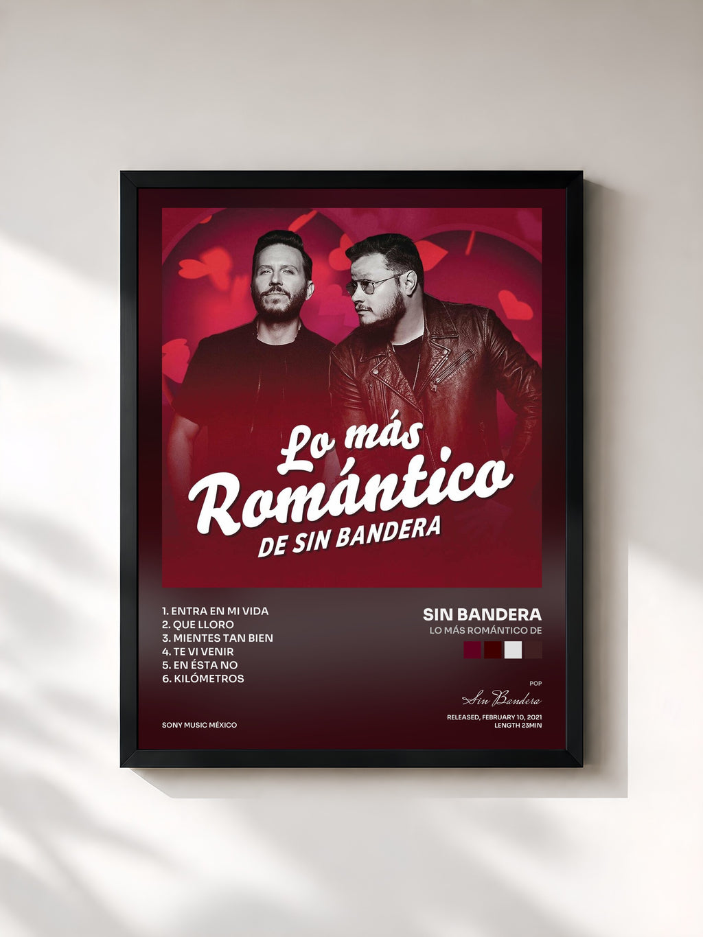 #noir Tableau de l'album Lo Más Romántico de de Sin Bandera, cadre noir, imprimé et encadré en France