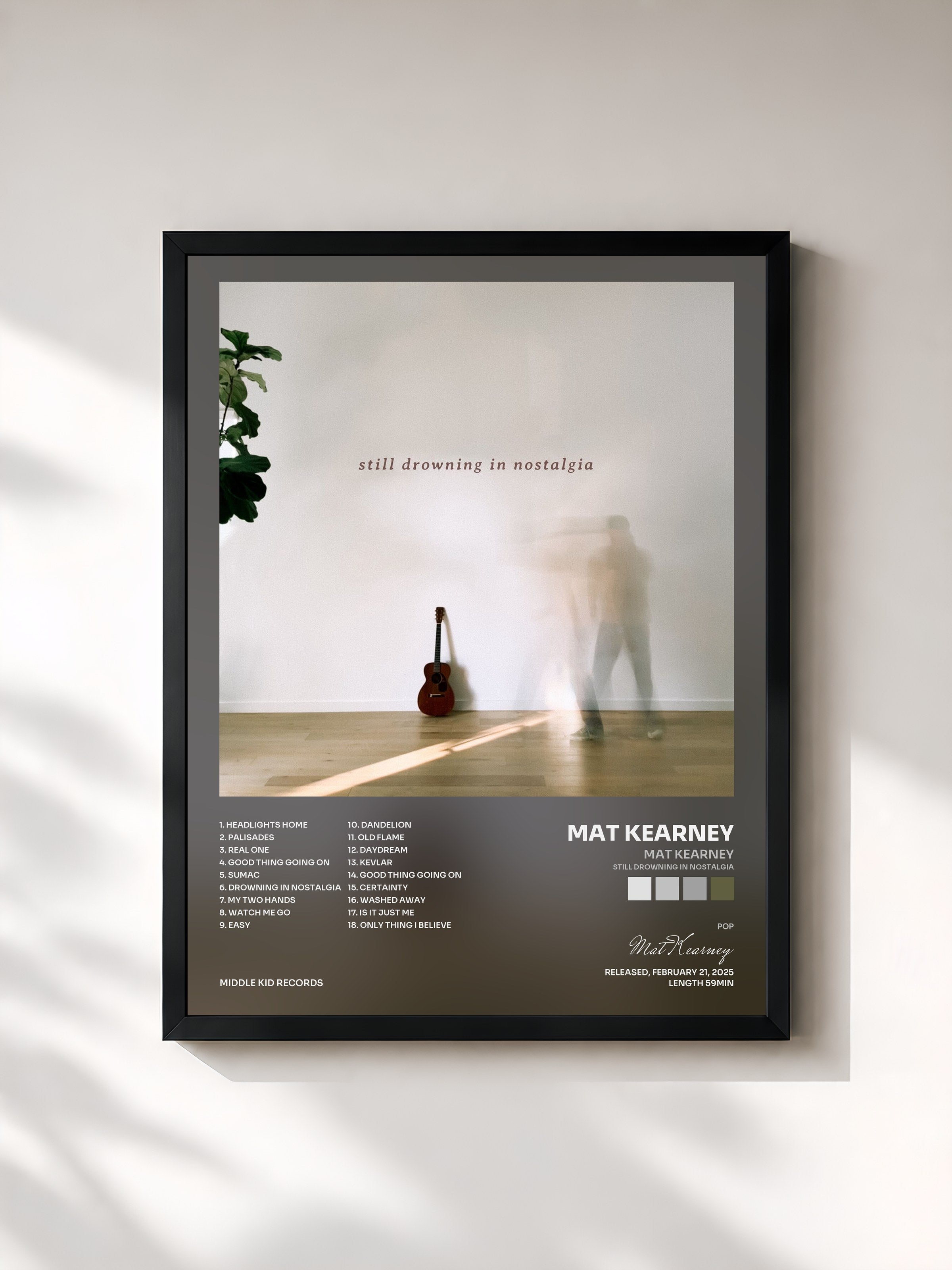 #noir Tableau de l'album Mat Kearney (still drowning in nostalgia) de Mat Kearney, cadre noir, imprimé et encadré en France