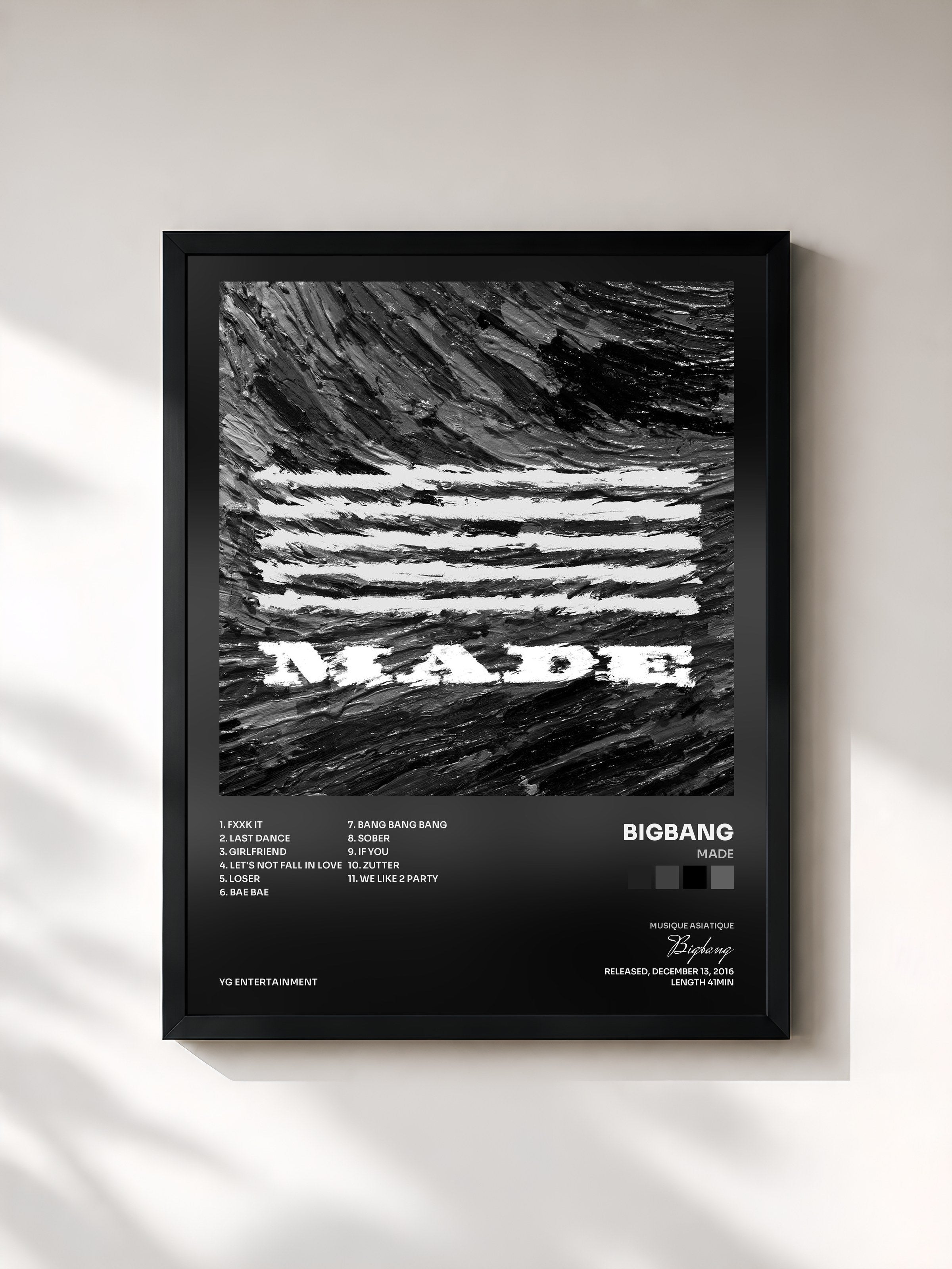 #noir Tableau de l'album MADE de Bigbang, cadre noir, imprimé et encadré en France