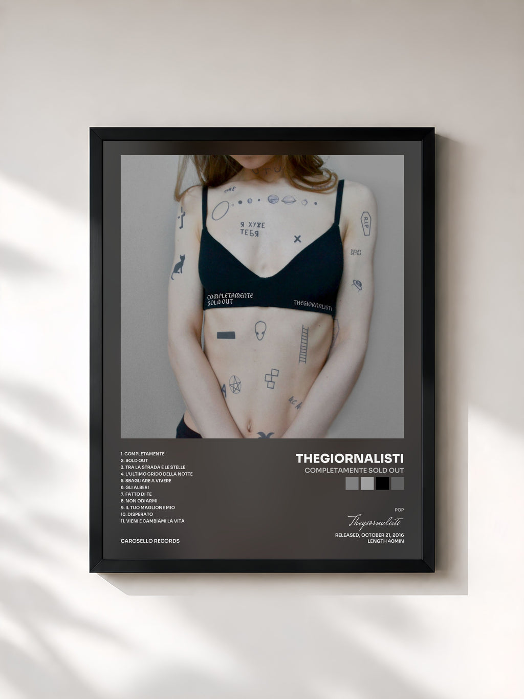 #noir Tableau de l'album Completamente Sold Out de Thegiornalisti, cadre noir, imprimé et encadré en France