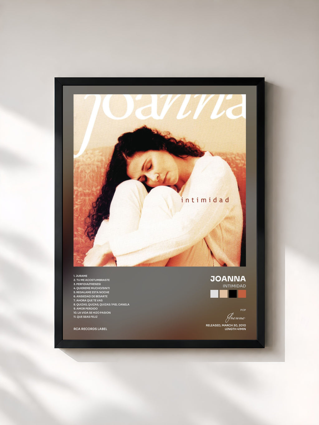 #noir Tableau de l'album Intimidad de Joanna, cadre noir, imprimé et encadré en France