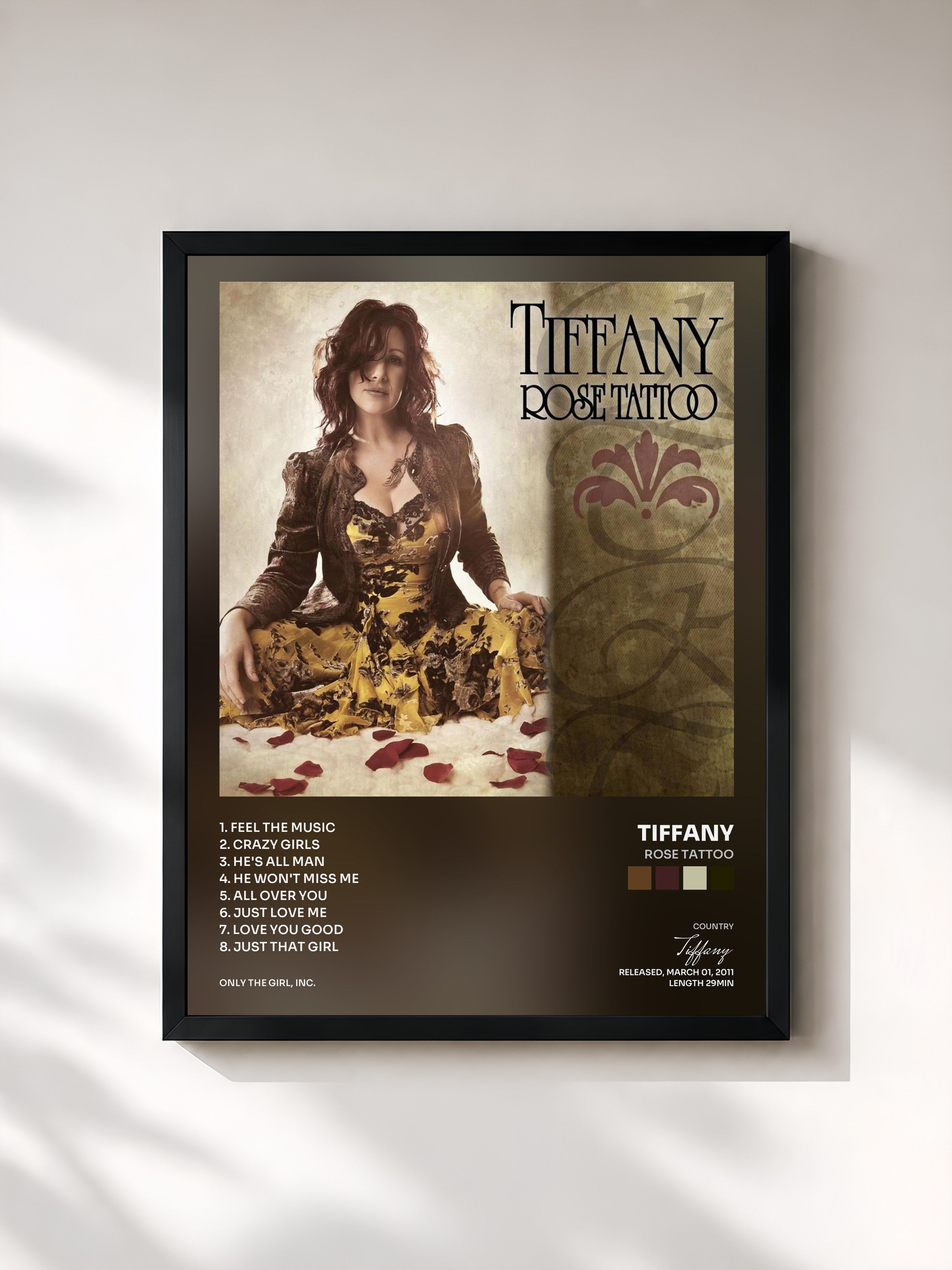 #noir Tableau de l'album Rose Tattoo de Tiffany, cadre noir, imprimé et encadré en France