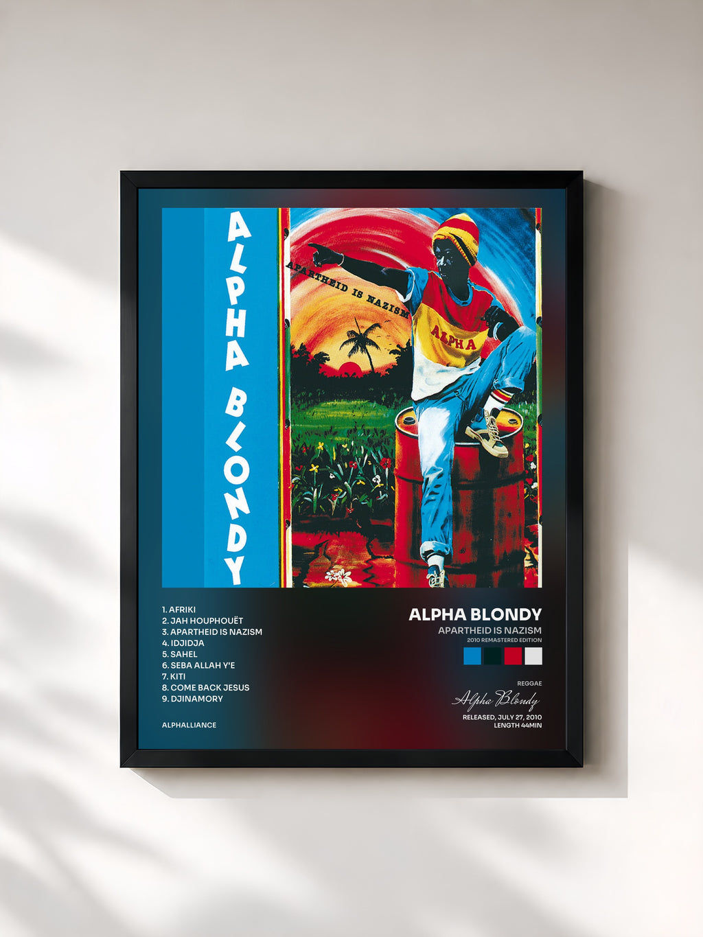 #noir Tableau de l'album Apartheid Is Nazism (2010 Remastered Edition) de Alpha Blondy, cadre noir, imprimé et encadré en France