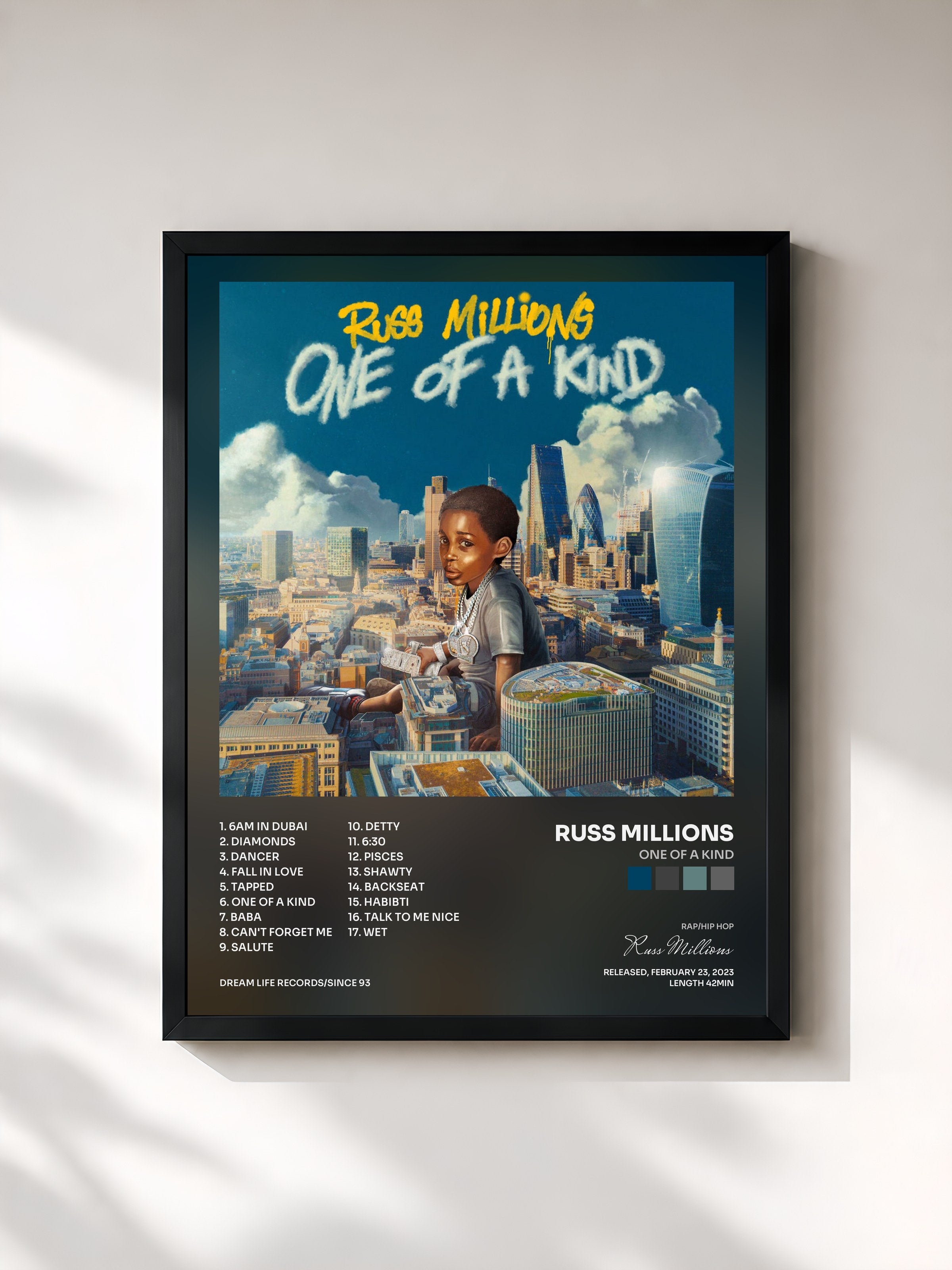 #noir Tableau de l'album One Of A Kind de Russ Millions, cadre noir, imprimé et encadré en France