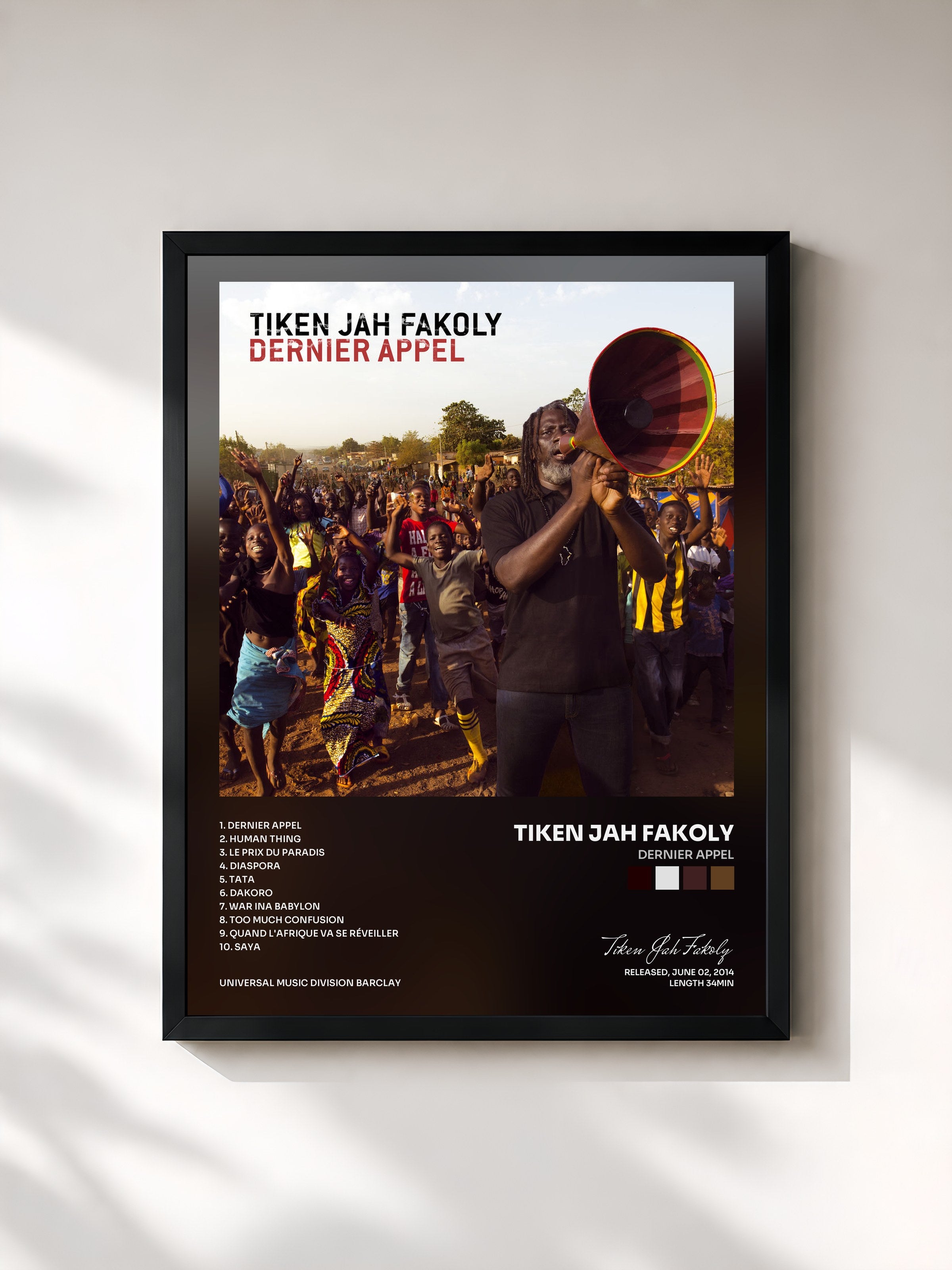 #noir Tableau de l'album Dernier Appel de Tiken Jah Fakoly, cadre noir, imprimé et encadré en France