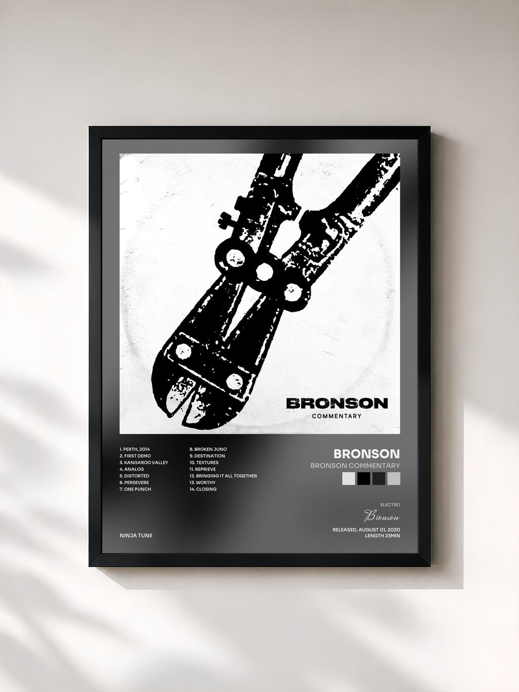 #noir Tableau de l'album BRONSON COMMENTARY de Bronson, cadre noir, imprimé et encadré en France